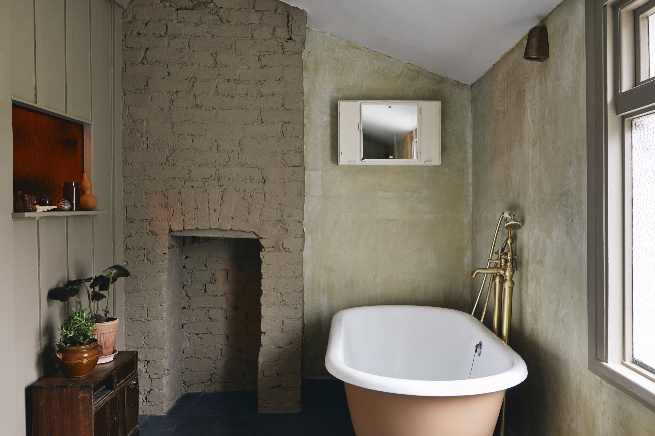 Studio Iro_Bathroom_01.jpg