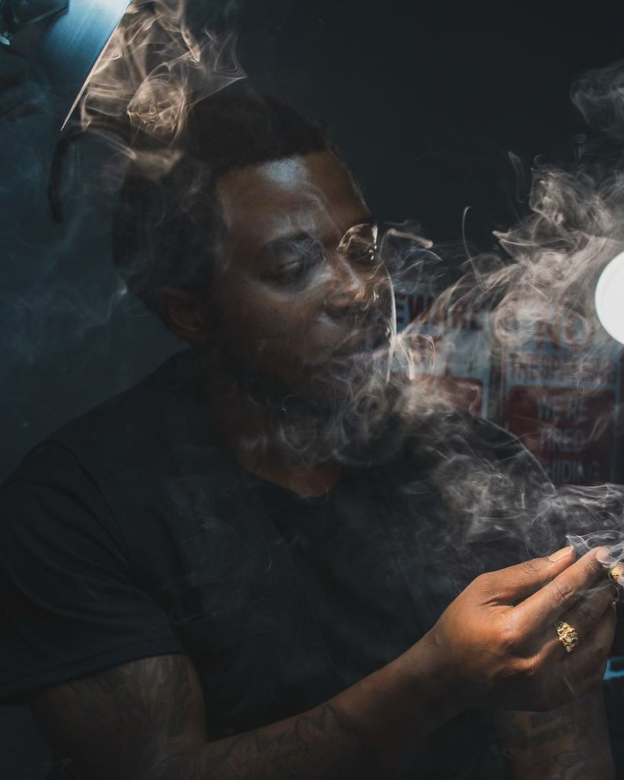 Hazy&hellip; 

#miamitattooartist #miamitattoo #miami #sony #sonyphotography #a6300 #50mm #smokers #blackwomenphotographers #haze