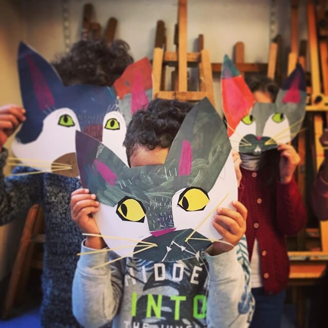 Mes petits chats 😸 #ateliercreatif #atelierenfant #byizumi #chat #dessinchat #techniquemixte #4-5ans