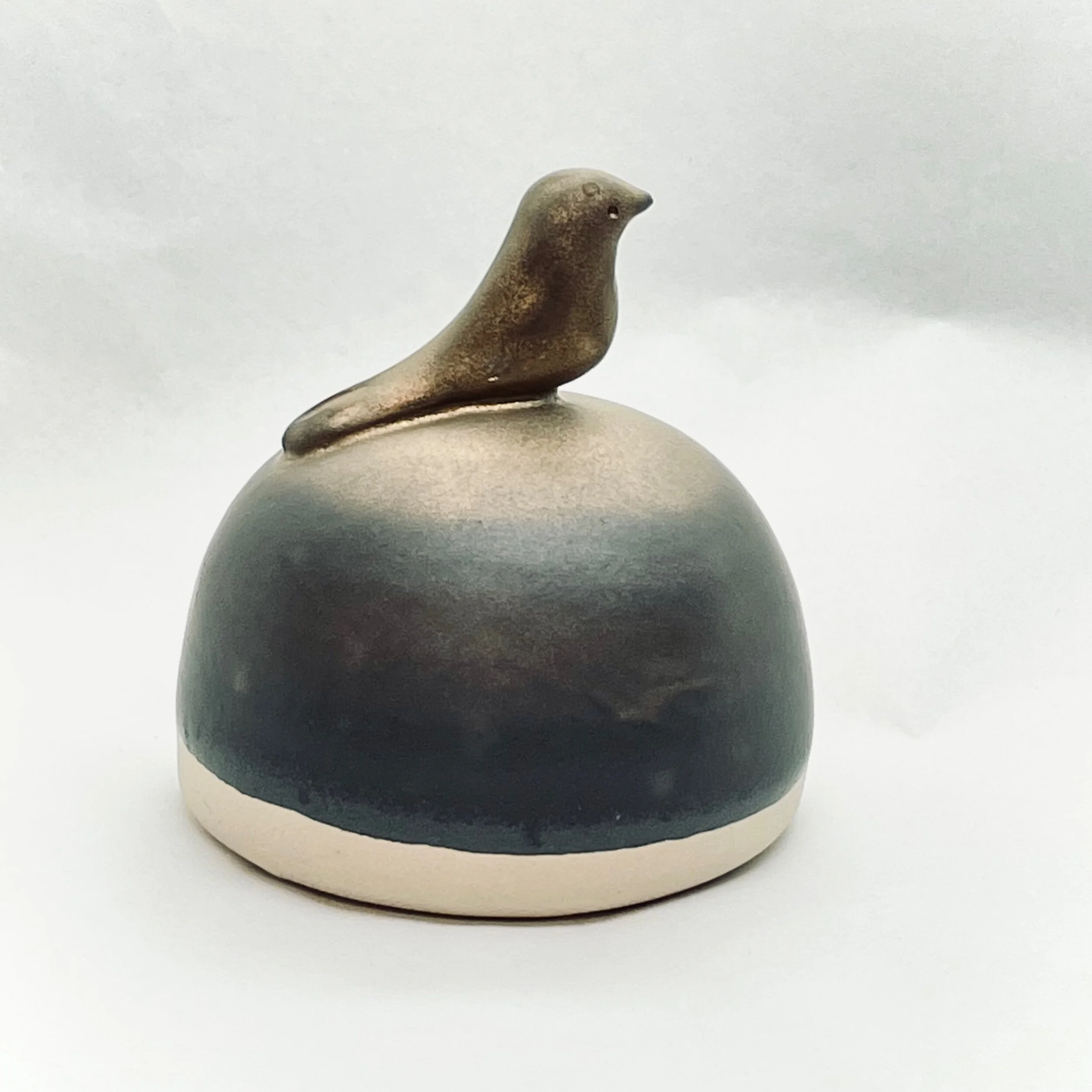 FFE15C07-6058-4B94-9354-B95F04E04511