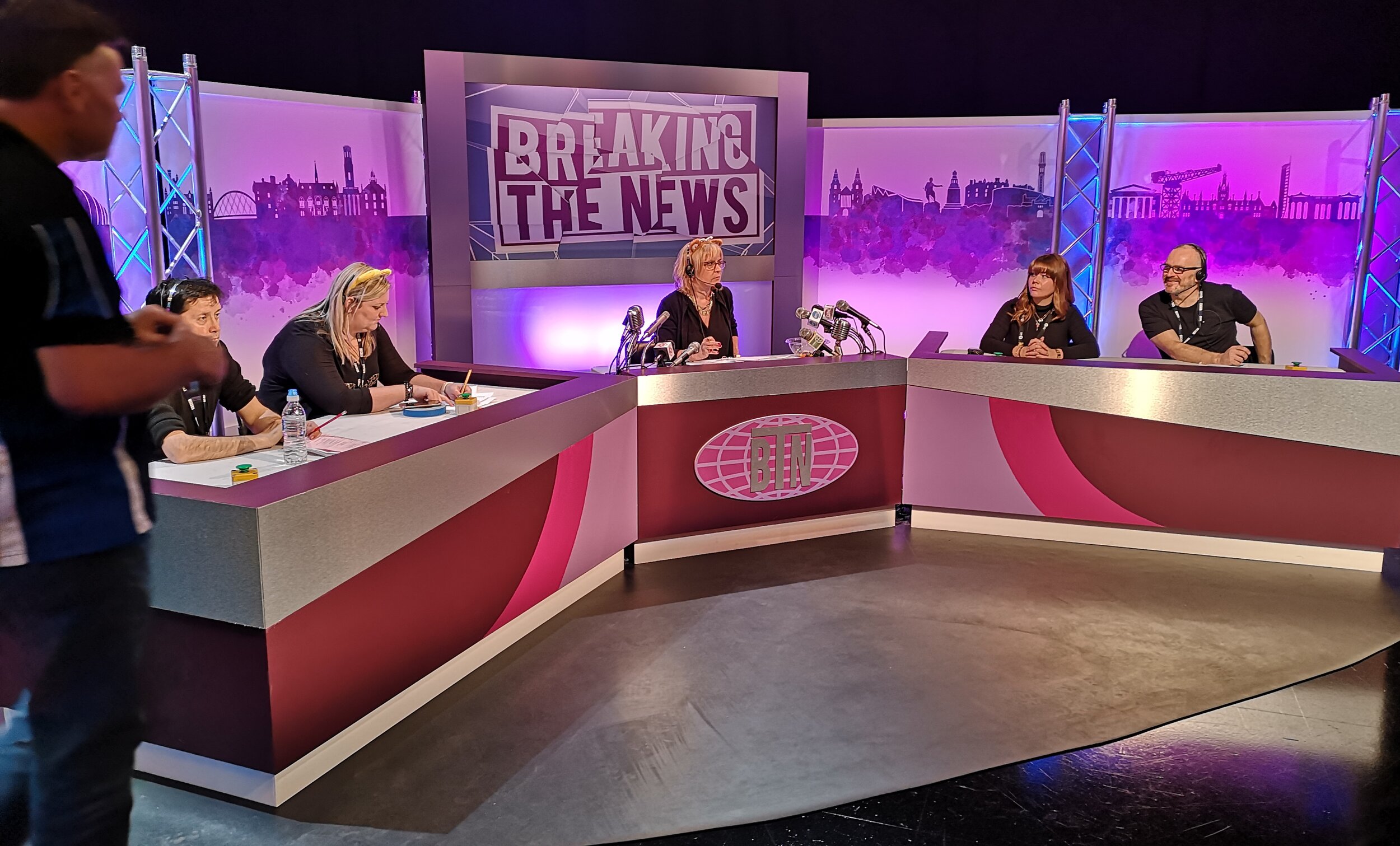  SET FOR ‘BREAKING THE NEWS’ 