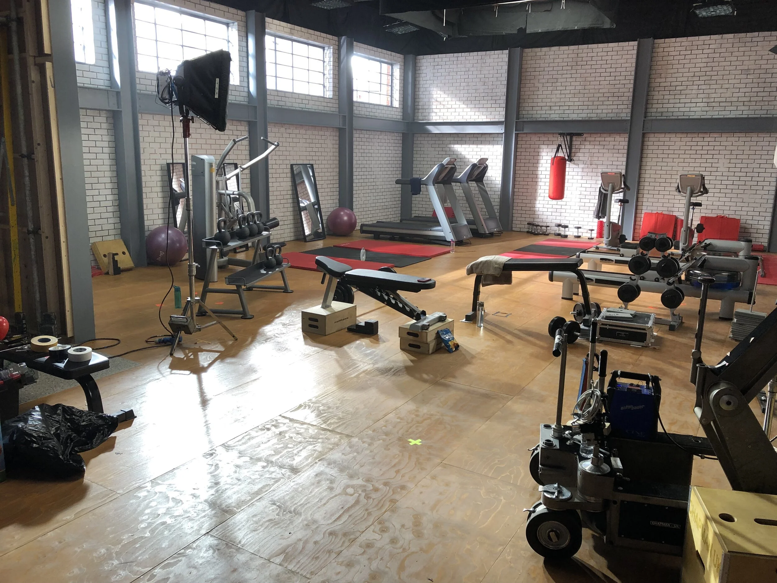  GYM SET FOR LADBROKES ADVERT 