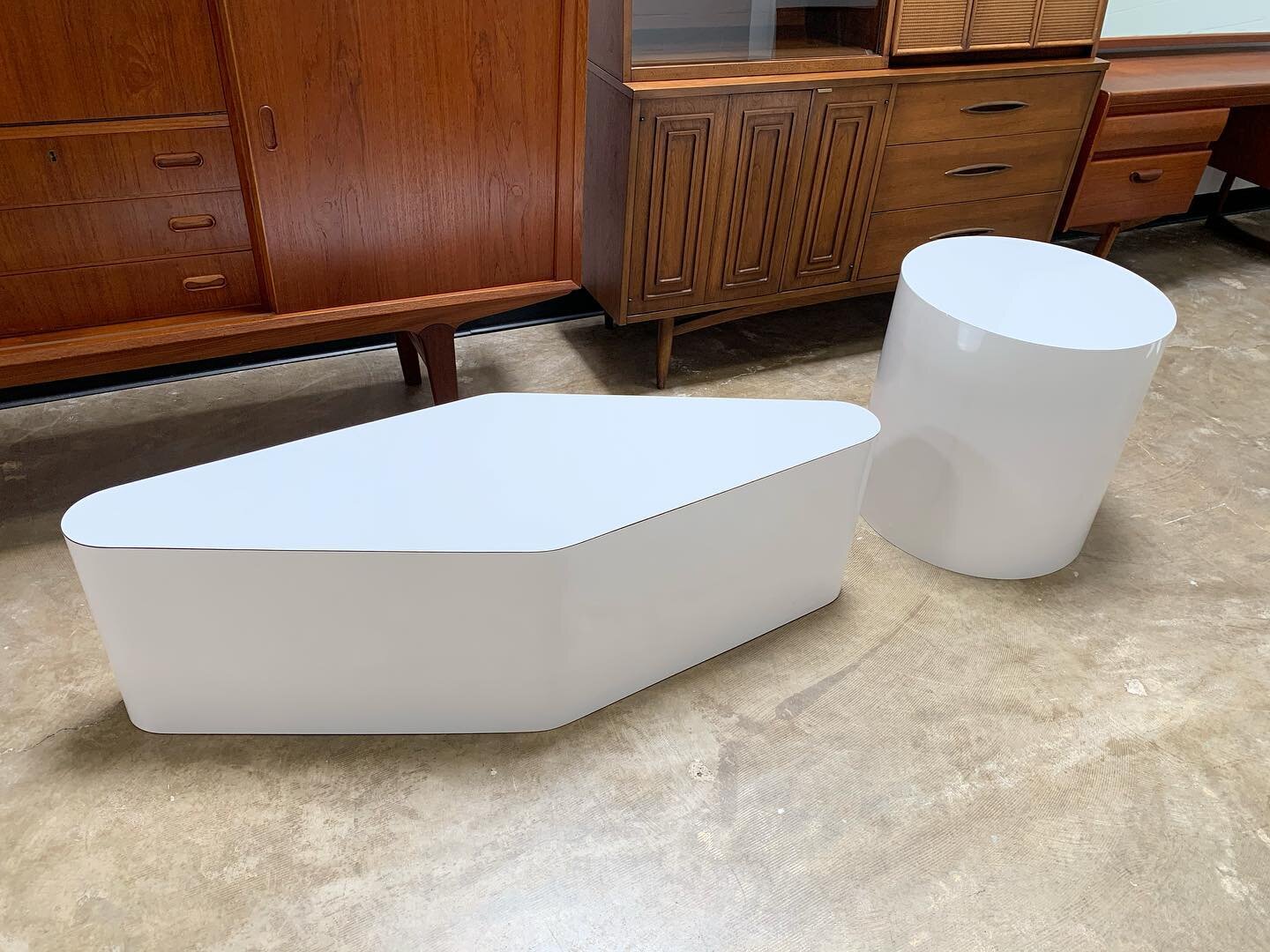 SOLD / About as cool as it gets vintage wise! 1980&rsquo;s Post Modern White Laminate Table Set! Elongated Diamond Coffee Table + Drum End Table. Make it playful or modern it&rsquo;s all about how you style it! In close to perfect condition - drum ta