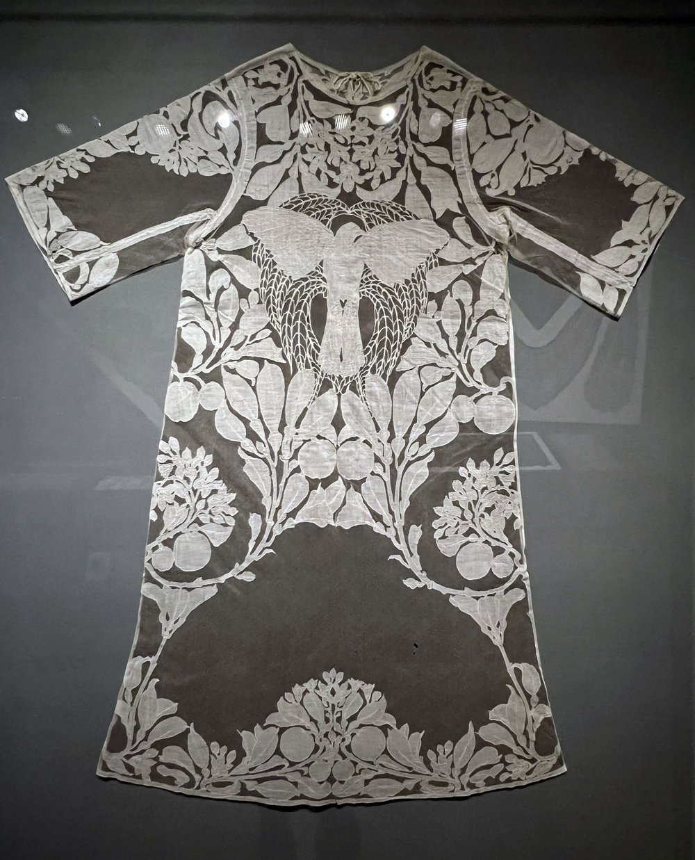 Threads of Power at the Bard Graduate Center — Lori Weitzner Assemblage