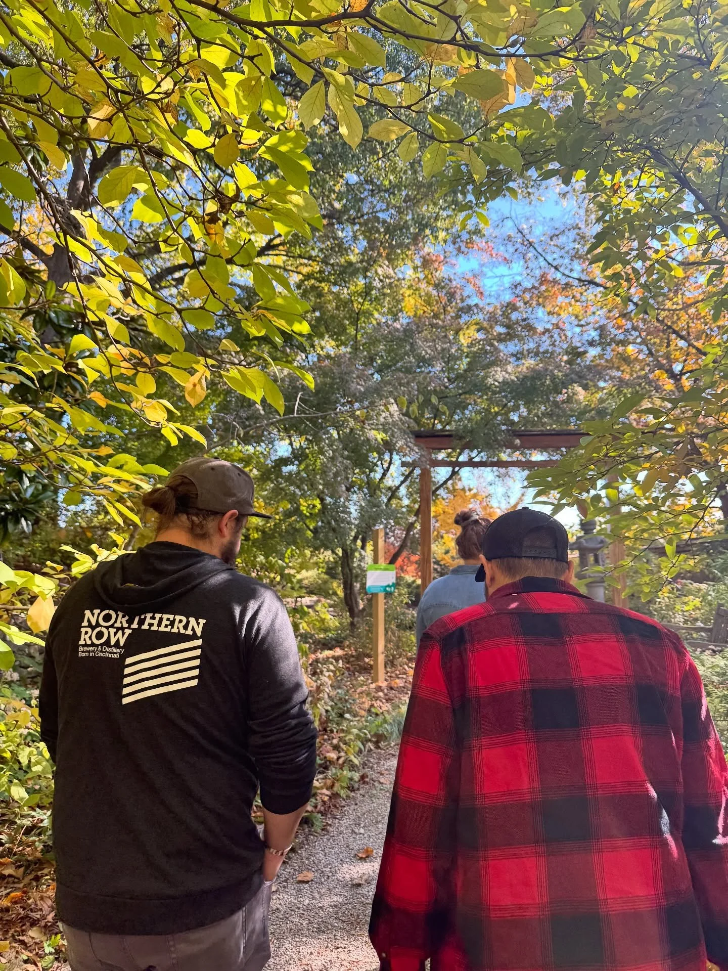 Botanical gin is in, and we&rsquo;re here to help you make your own 🌿🌸🌱

We&rsquo;re teaming up with the Civic Garden Center for a hands-on gin infusion class at the taproom. They&rsquo;re bringing a spread of dried botanicals straight from their 