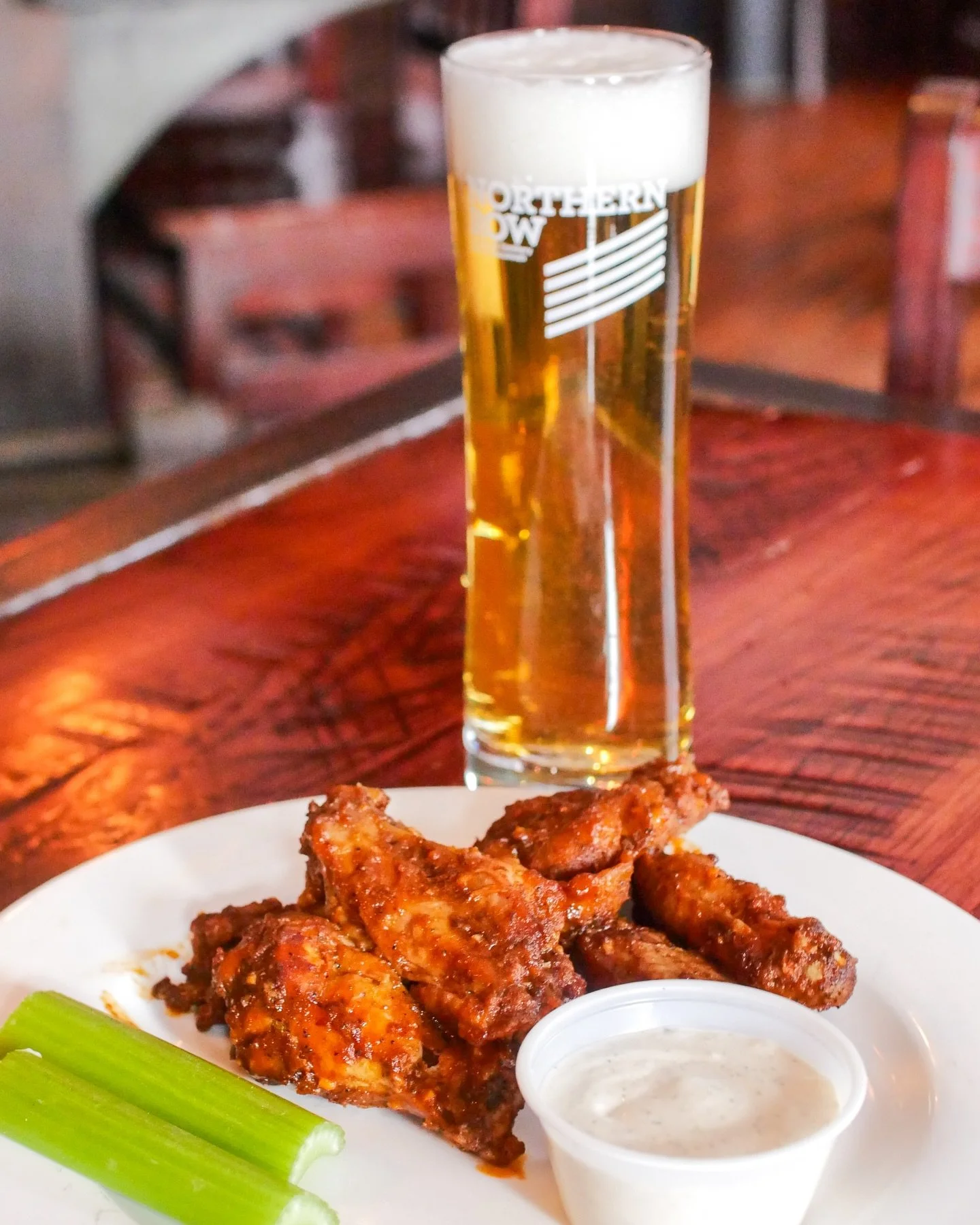 Surprise we&rsquo;re doing a last minute wing-wednesday special today and today only! Get $1 wings and $5 pints of hustler helles. Taproom opens @ 4pm!!
