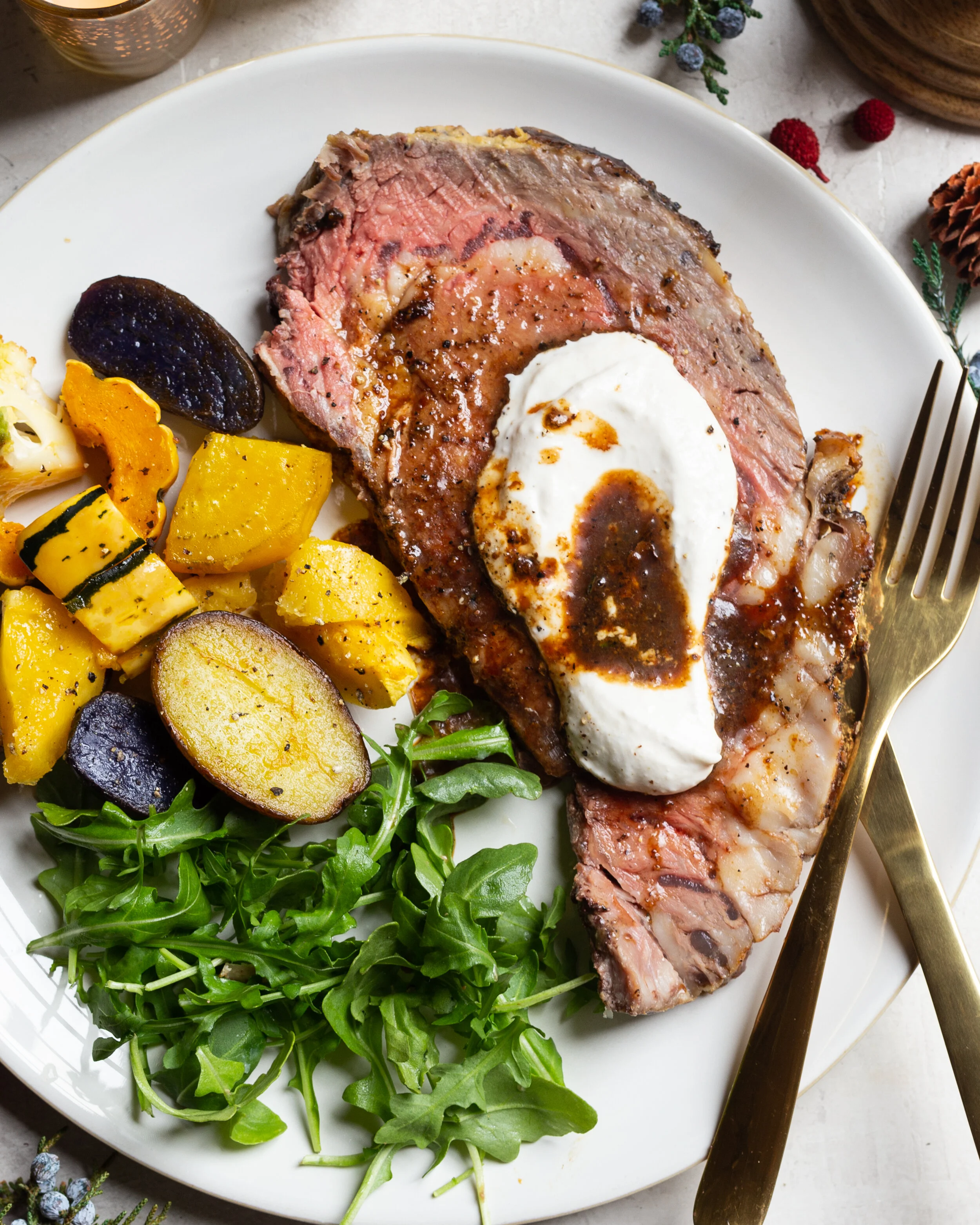 Peppered Beef Prime Rib Roast with Horseradish Cream Sauce — The Daley ...