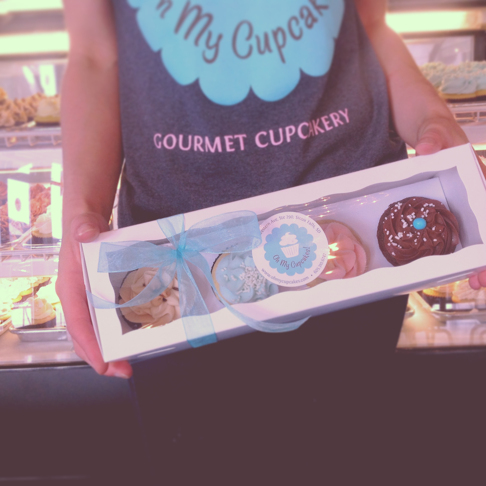 cupcake gift box.JPG