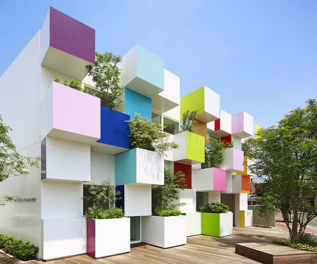 2_emmanuelle_moureaux_sugamo_shinkin_bank_nakaaoki.jpg