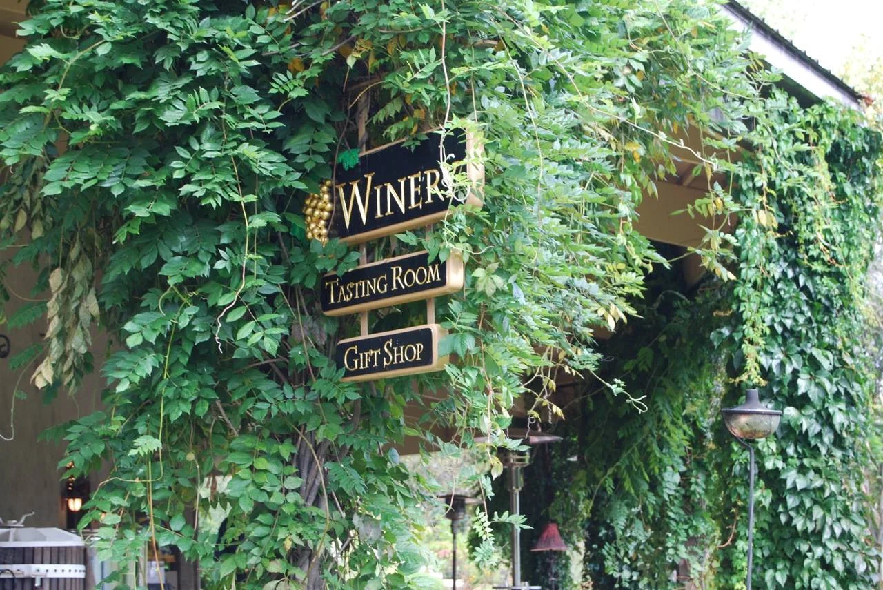 winery sign and greens.jpg