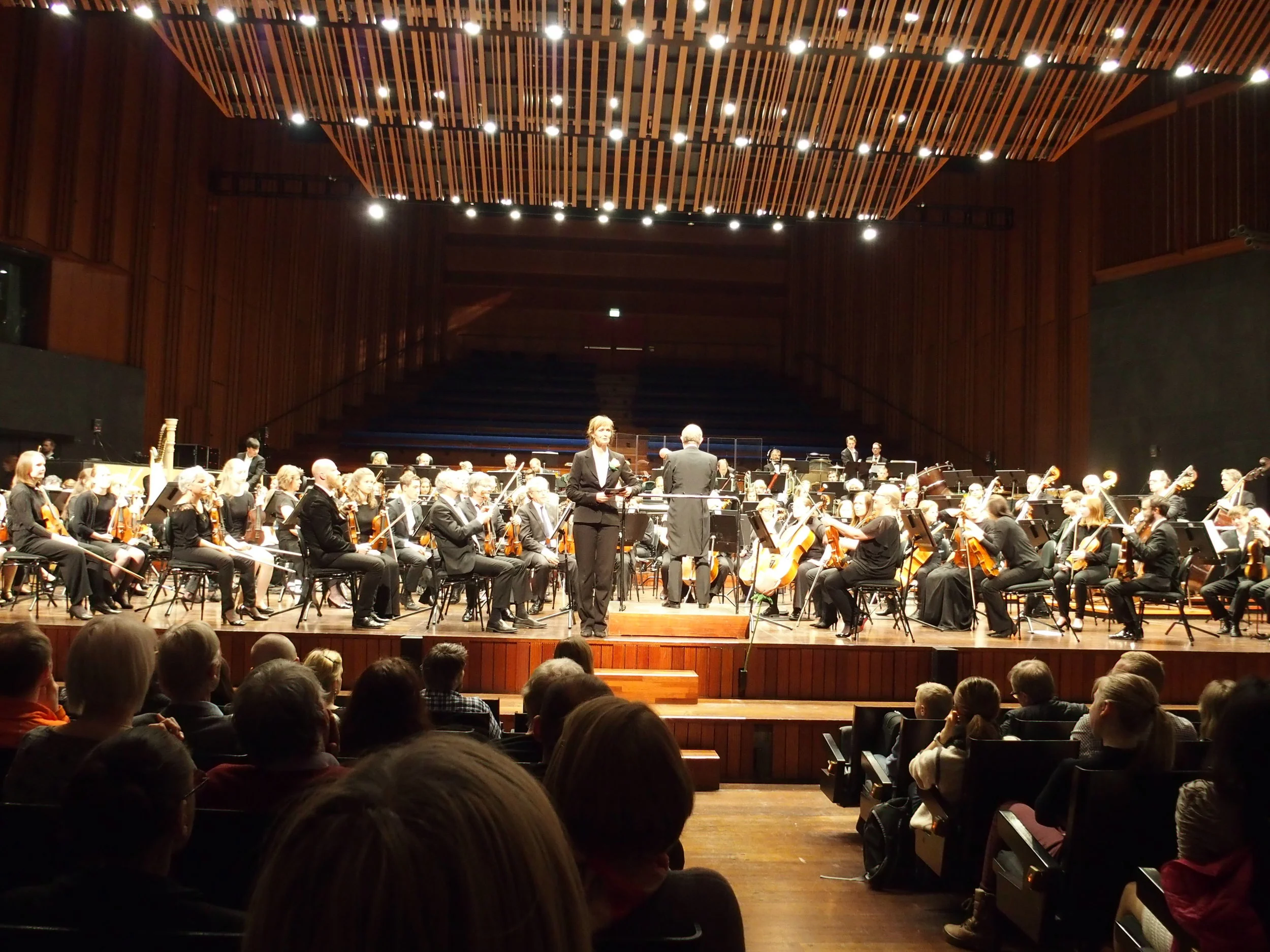 2017 ung.play m konferansier.JPG