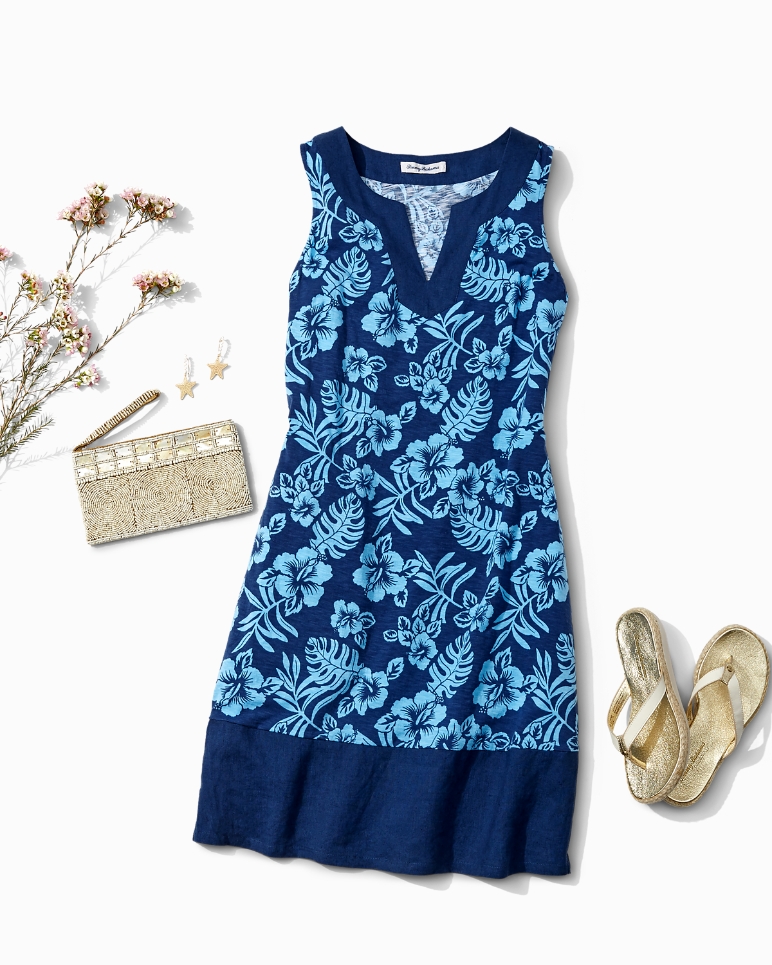 tommy-bahama-hibiscus-dress-soft-goods-stylist-seattle.jpg