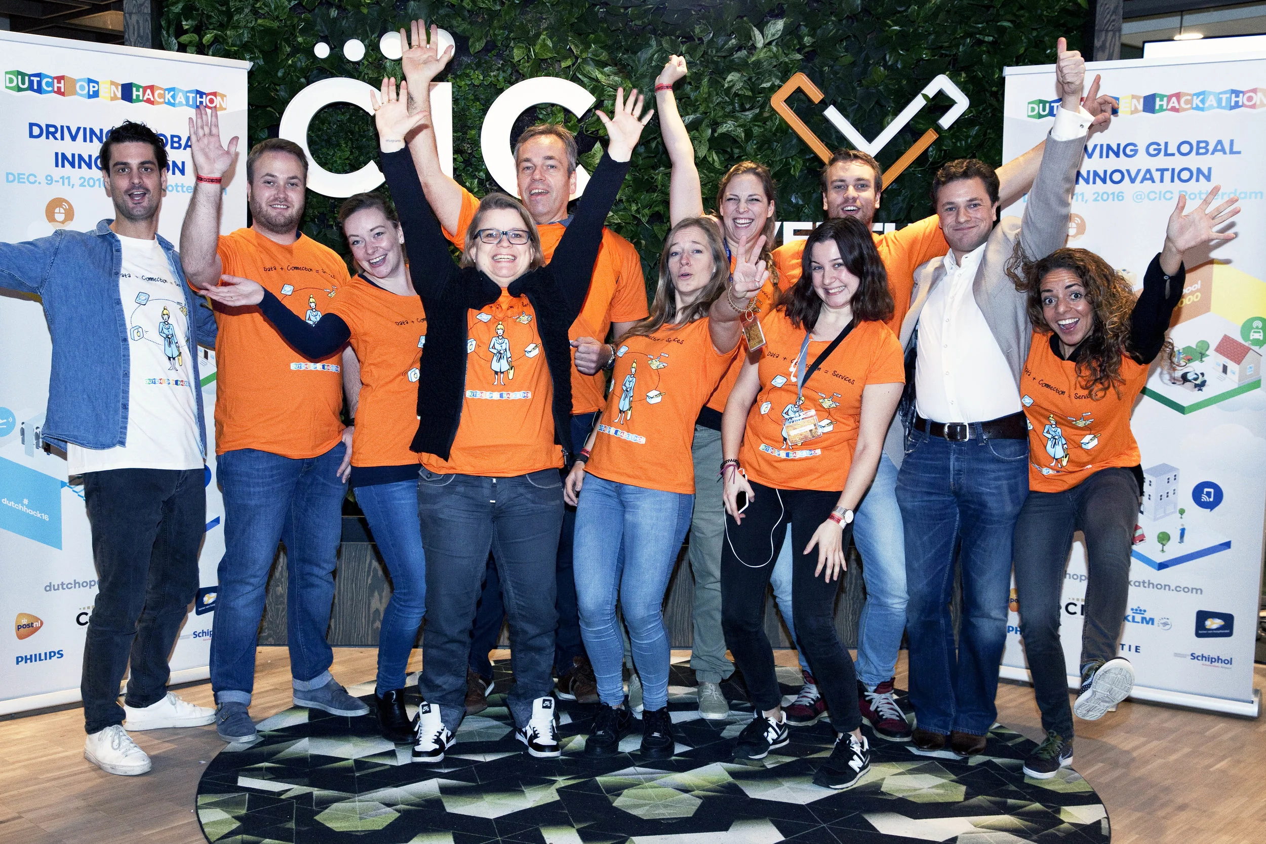 dutchhack16-day-3_31479744881_o.jpg