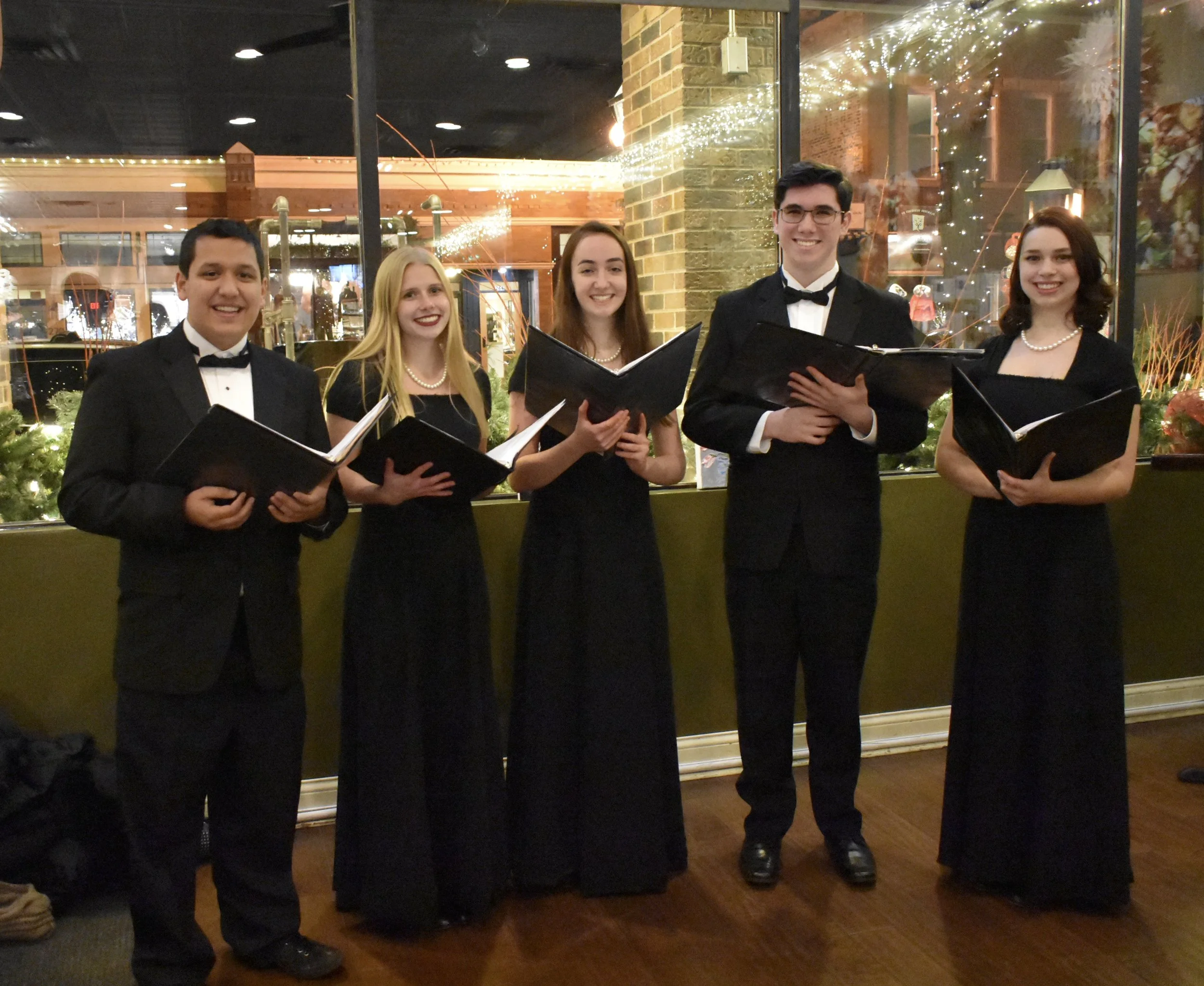 Jignle singers.jpeg
