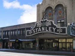 stanley-side-view.jpg