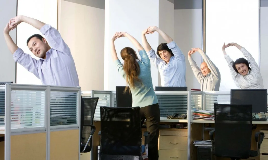 office-workout-FI-e1426842663906.jpg