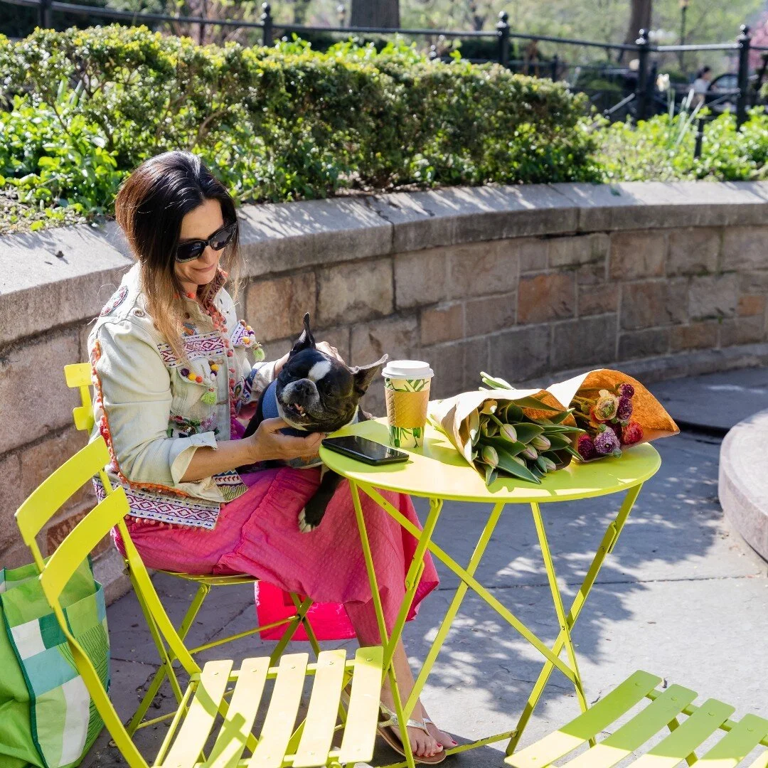 Union Square Park is a sweet escape for so many. We love capturing these moments in the community + are grateful for the Clean Team's commitment to sustaining our space. ☀️

#USQCleanTeam #UnionSquarePark #PublicSpace #Community