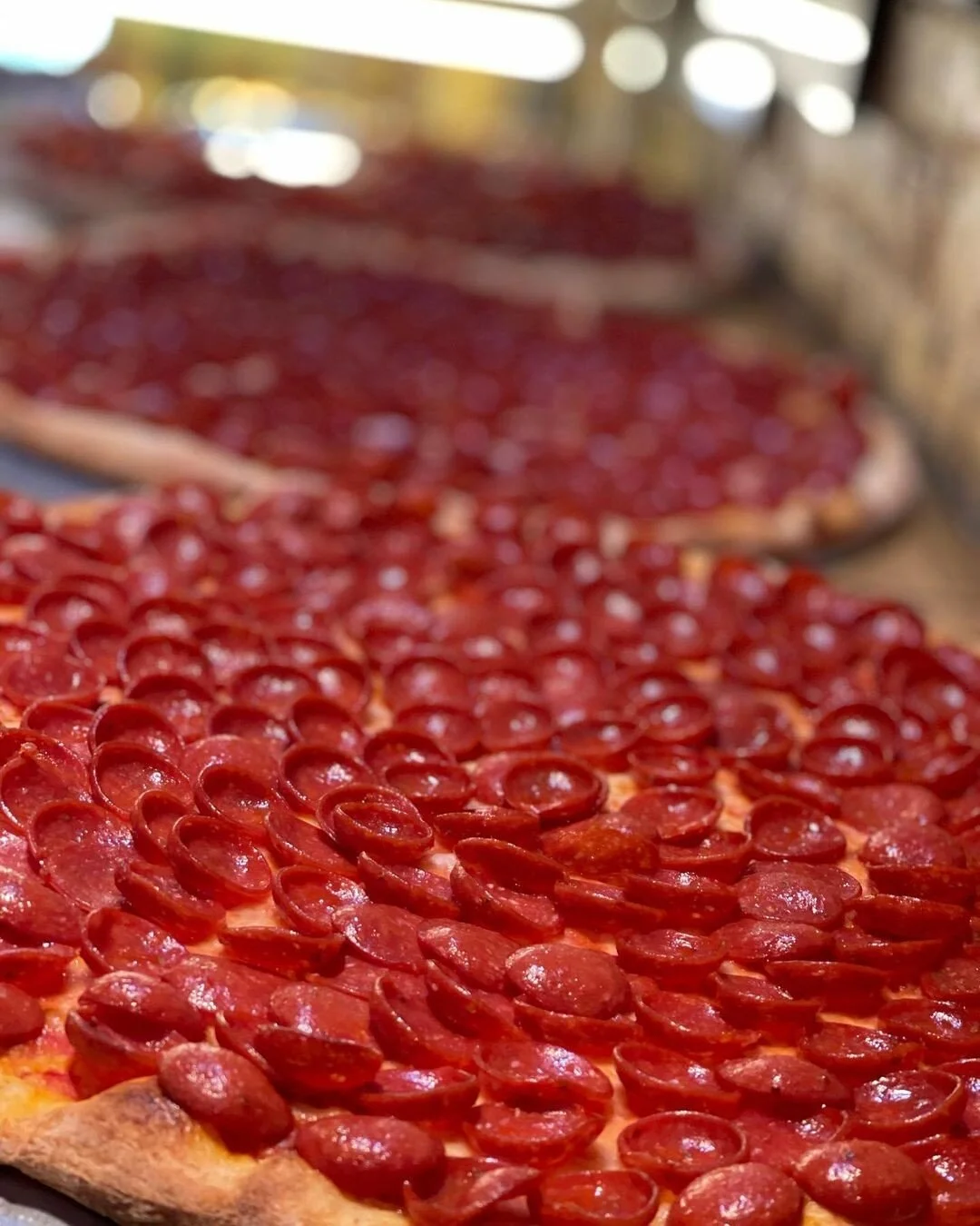 What's your favorite pizza topping?🍕 Grab a slice from your favorite pizza shop in Union Square to celebrate #NationalPizzaPartyDay!

🍕Unregular Pizza, 135 4th Avenue
🍕Joe's Pizza, 150 East 14th Street
🍕Champion Pizza, 2 West 14th Street

#pizza 