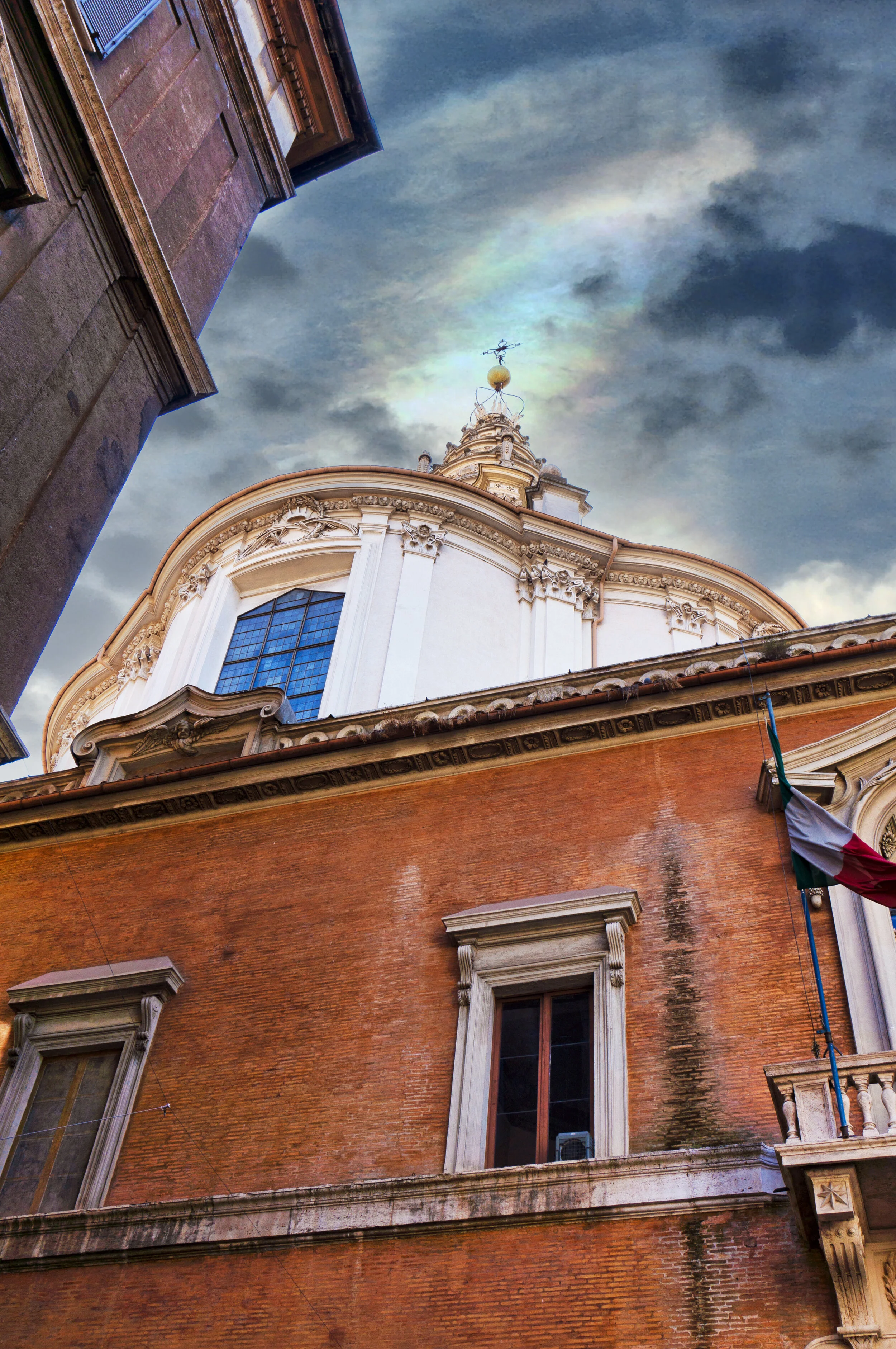 RomaChiesa di Sant'Ivo alla Sapienza02.jpg