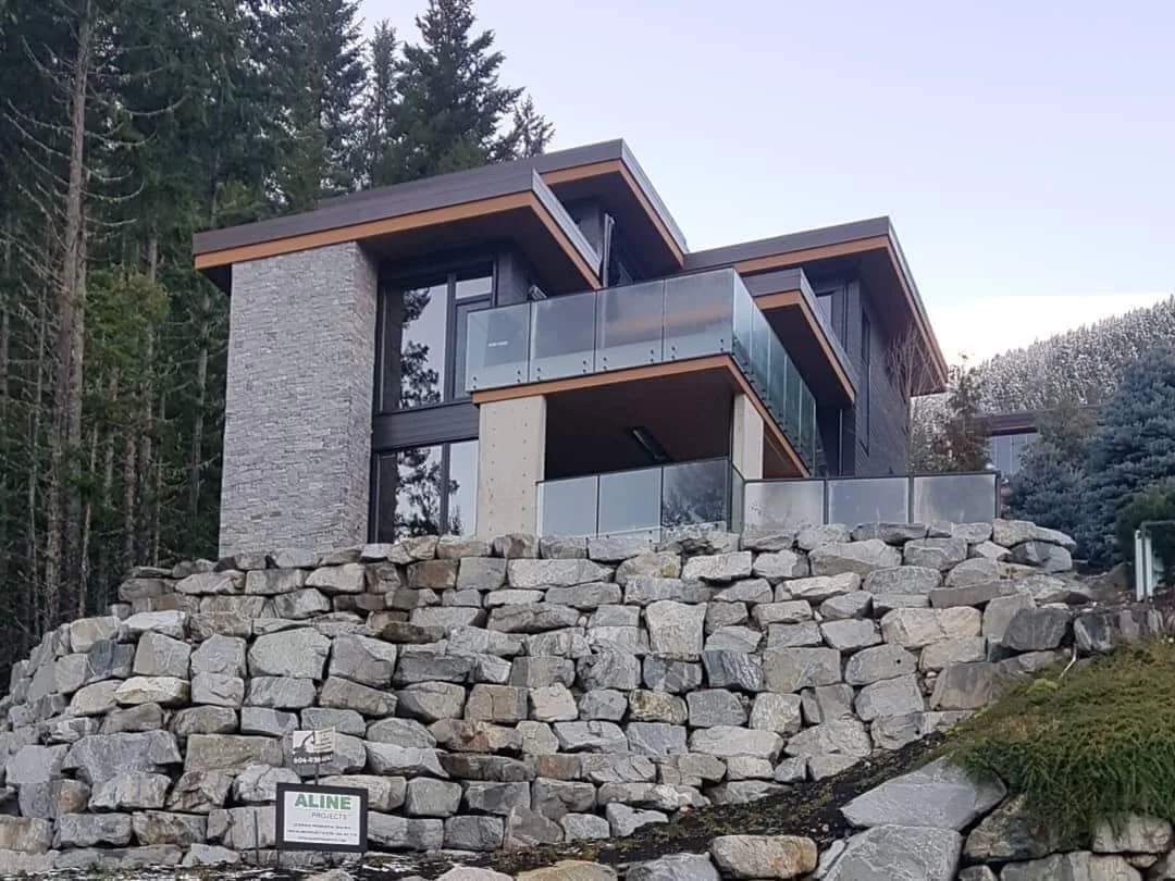 Expansive decks maximizes the outdoor experience