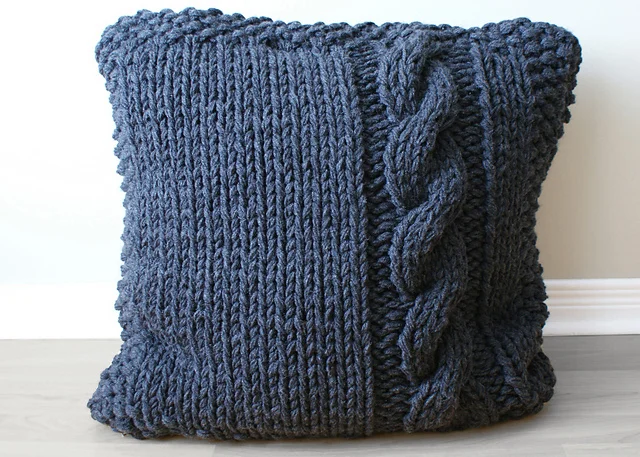 2014002 Chunky Cable Knit Pillow Cover