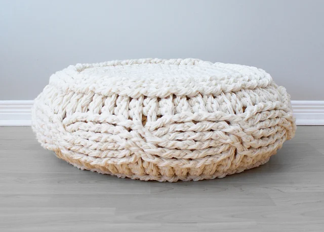 2014005 Crochet Cable Footstool Cover