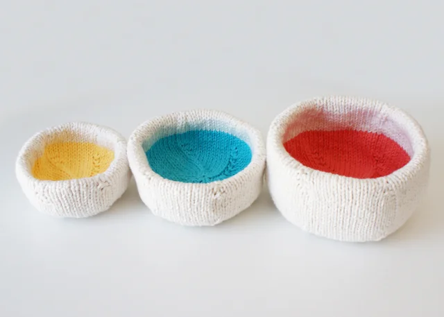 2015009 Color Blocked Nesting Bowls