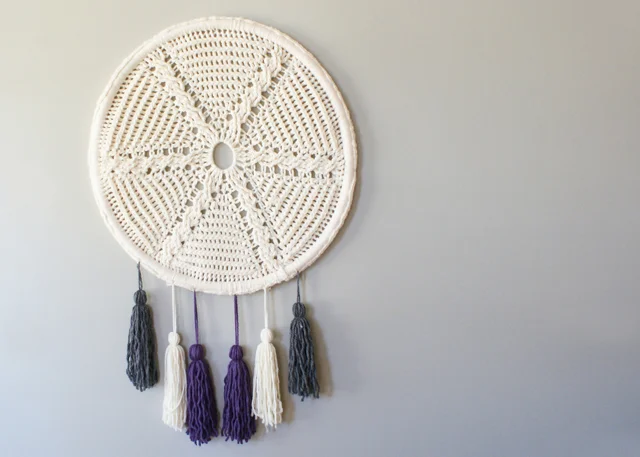 2015023 Cable Star and Tassels Wall Hanging