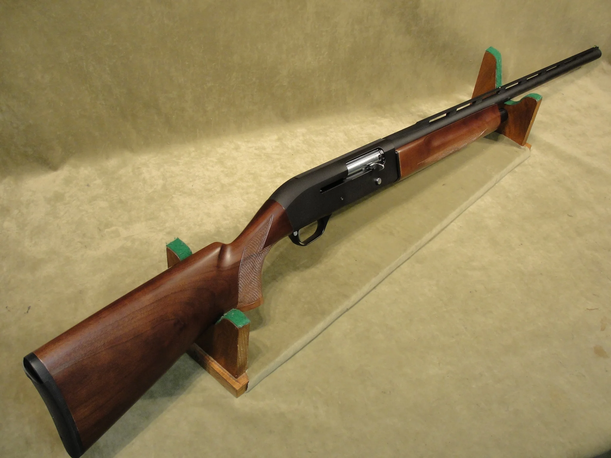 CZ USA 712 Semi Auto Gen 2 12 Gauge 4.JPG