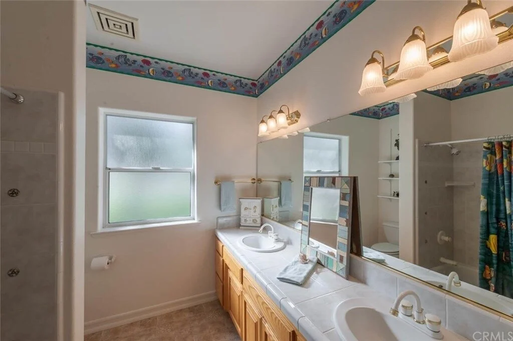 Bathroom Two Before Remodel