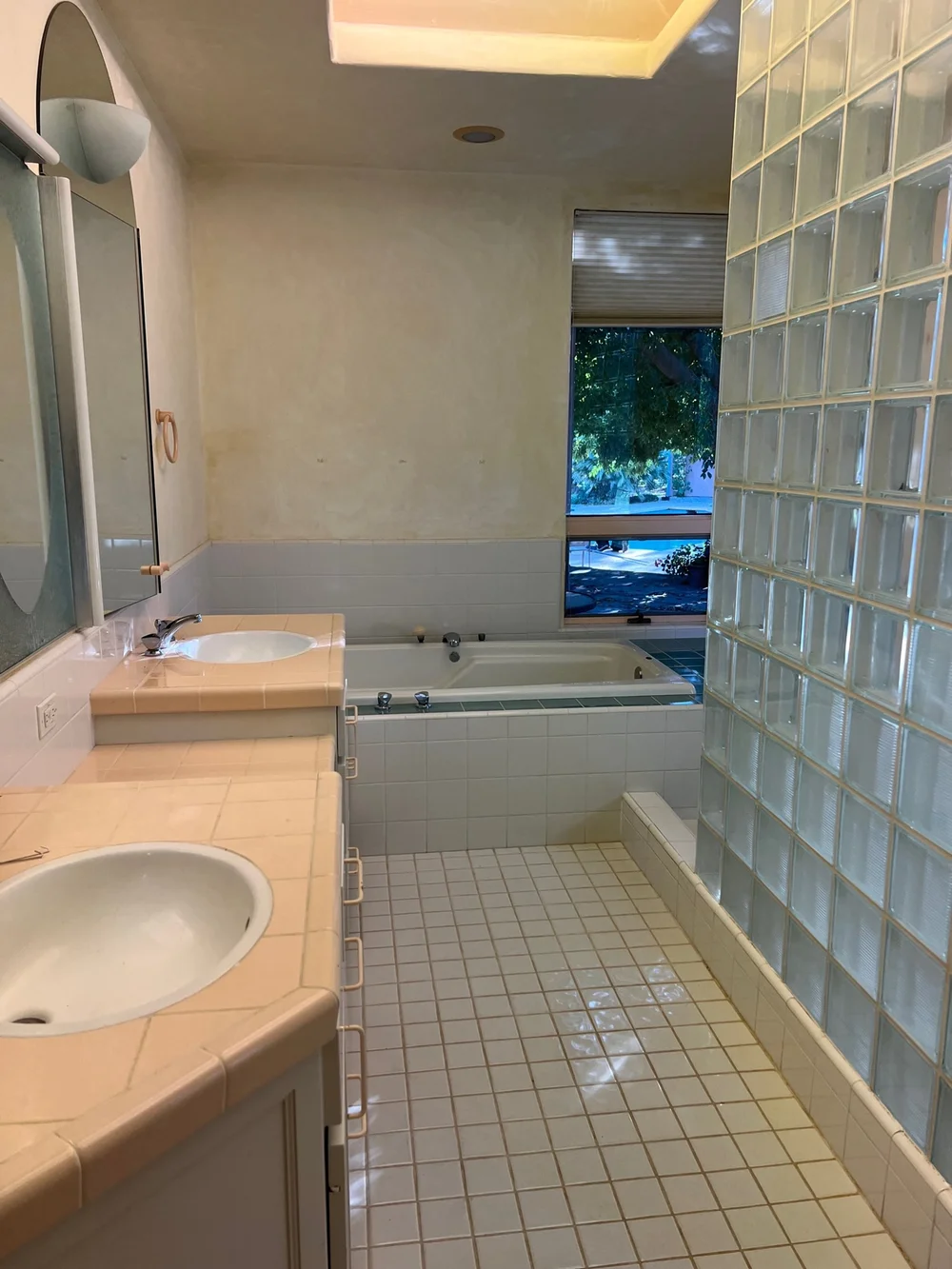 5 Bathroom Vanity Ideas You Can DIY in a Day | Architectural Digest |  Architectural Digest, image size:1000x1333