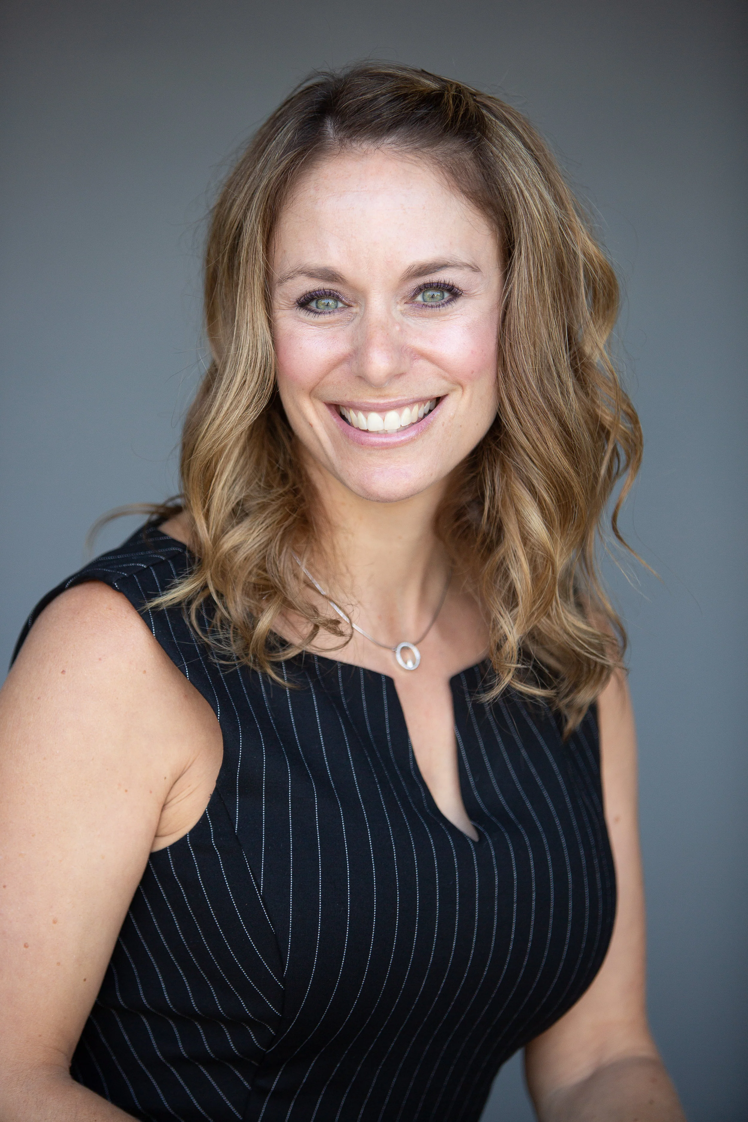      

 
   Joree Rose has a Master’s in&nbsp;Counseling Psychology, is a Licensed Marriage and Family Therapist (#93545), an expert in Mindfulness and a meditation teacher. She is the founder and owner of The Bay Area Mindfulness and Therapy&nbsp;Ce