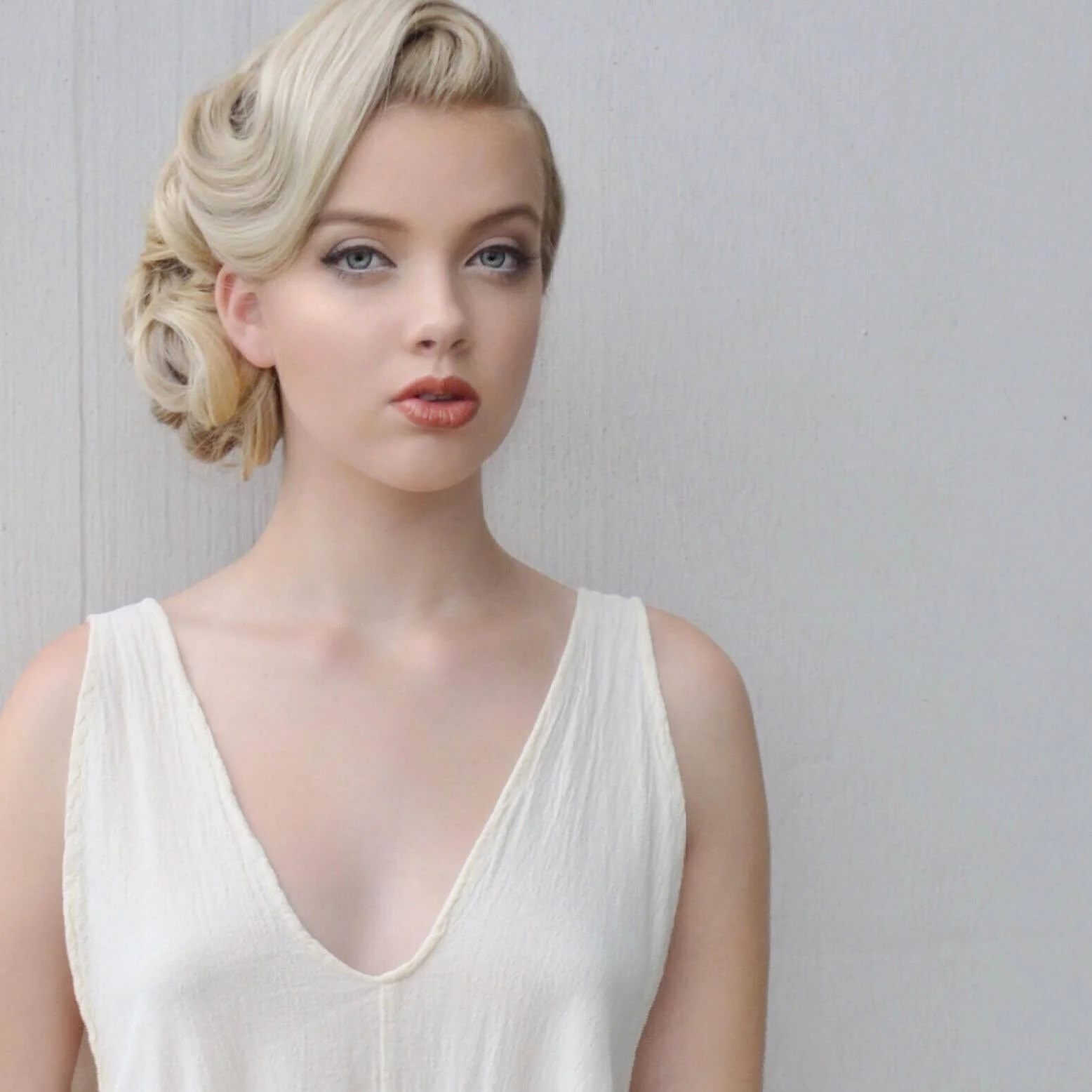 Vintage 1950's Make up Model: Jayden