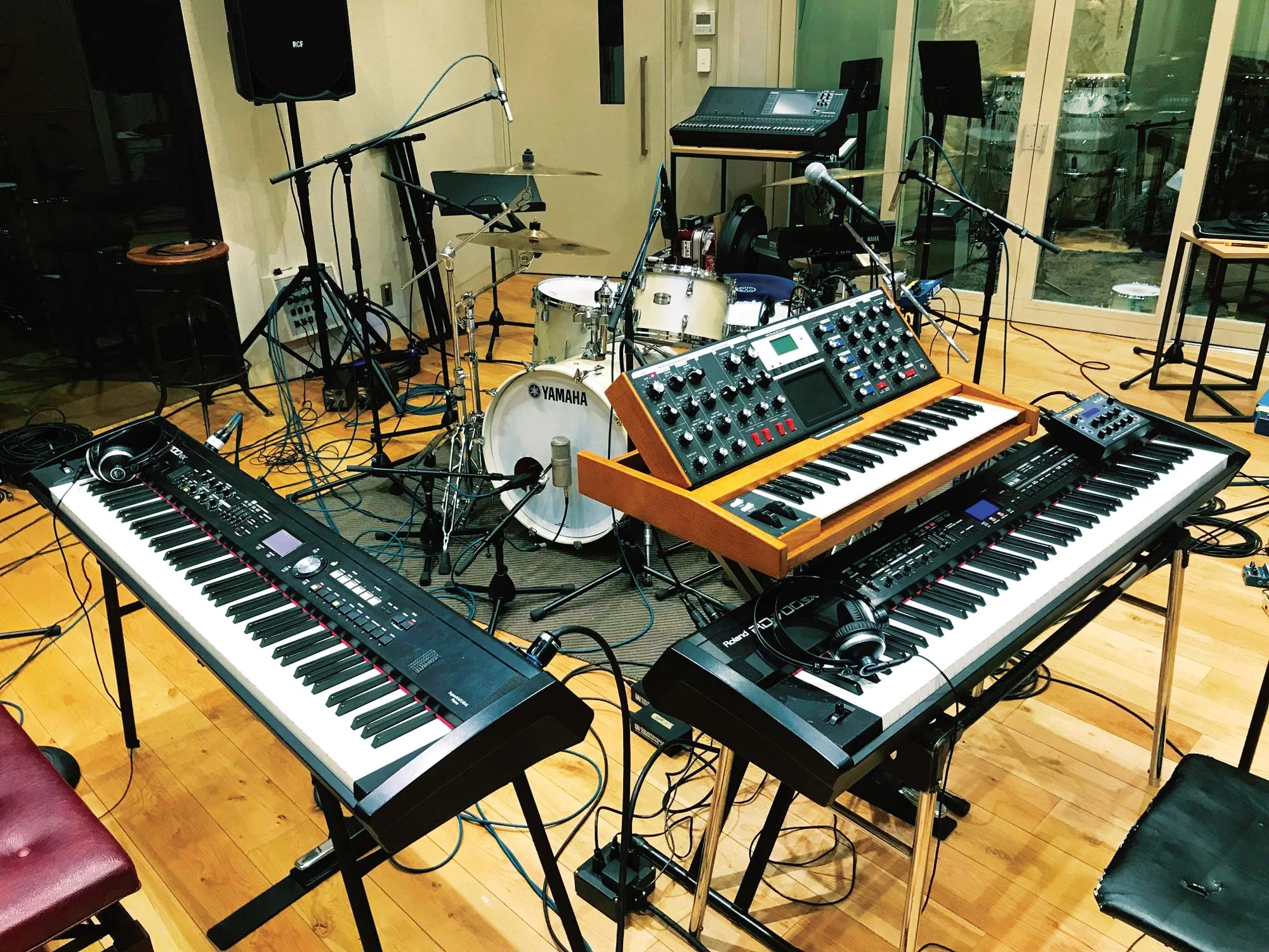 EQD-Mouse-on-the-Keys-3.jpg