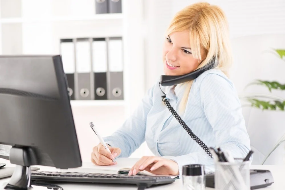 8 Questions To Ask Yourself About Your Current Hosted Phone Systems
