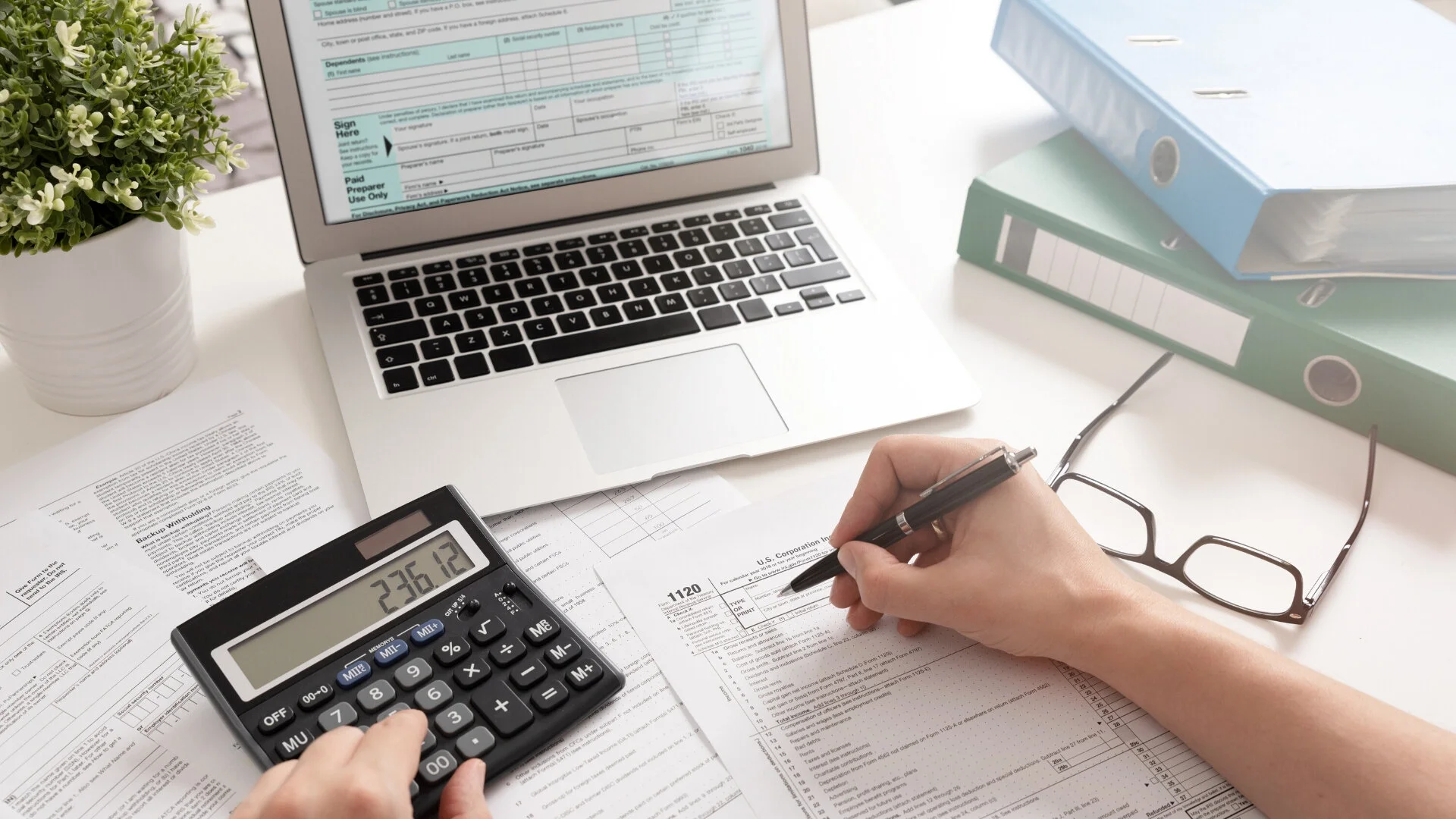 indispensable-health-analytics-finance-books-book-keeping-bottom-line-accounting-pharmacy-services-health-system-clinic-retail-340b-management.jpg