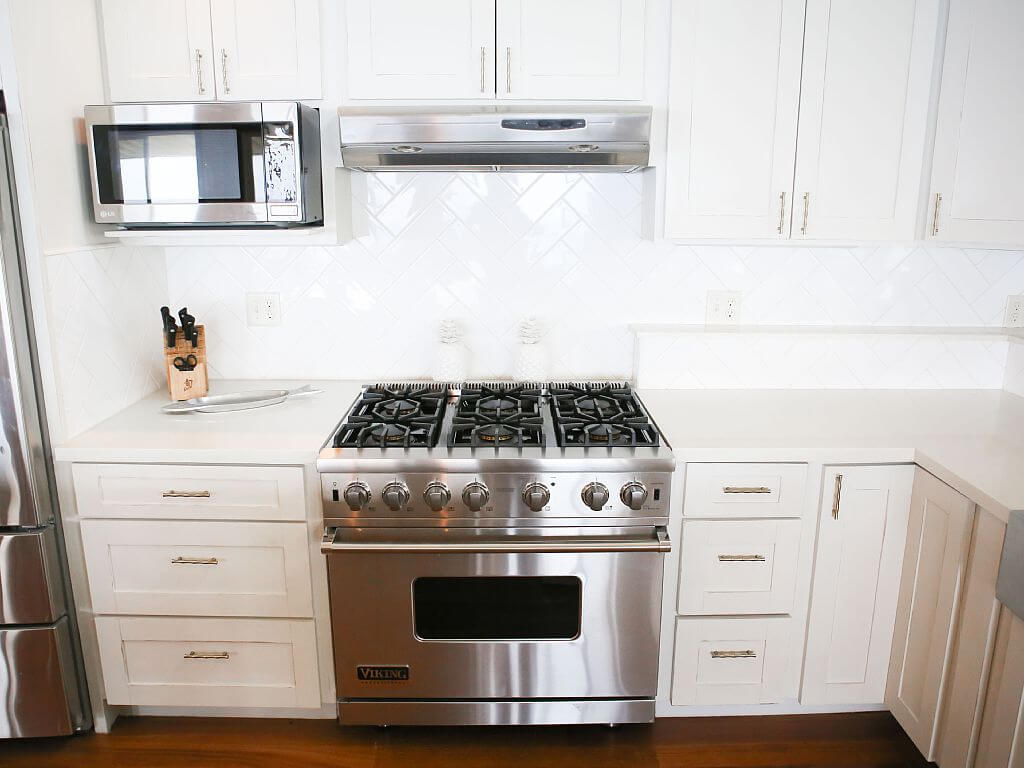 Stove and Kitchen.jpg