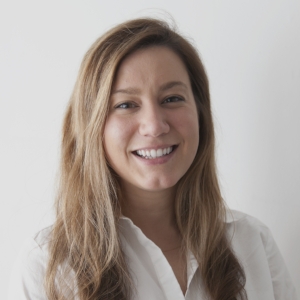 Samantha Nikic Samantha is an Associate at Fridman Law Group. Prior to joining Fridman Law Group, she worked as the Manager of Business & Legal Affairs at a creative agency based in Brooklyn. Samantha received her J.D. from Brooklyn Law School, where she served as Executive Notes & Comments Editor of the _Brooklyn Journal of International Law_ and published an article titled: Liberté, Égalité, Fraternité?: United Nations Declaration on the Rights of Indigenous Peoples Fails to Protect Hopi Katsinam From the Auction Block in France_. She received her B.A. from Fordham University.