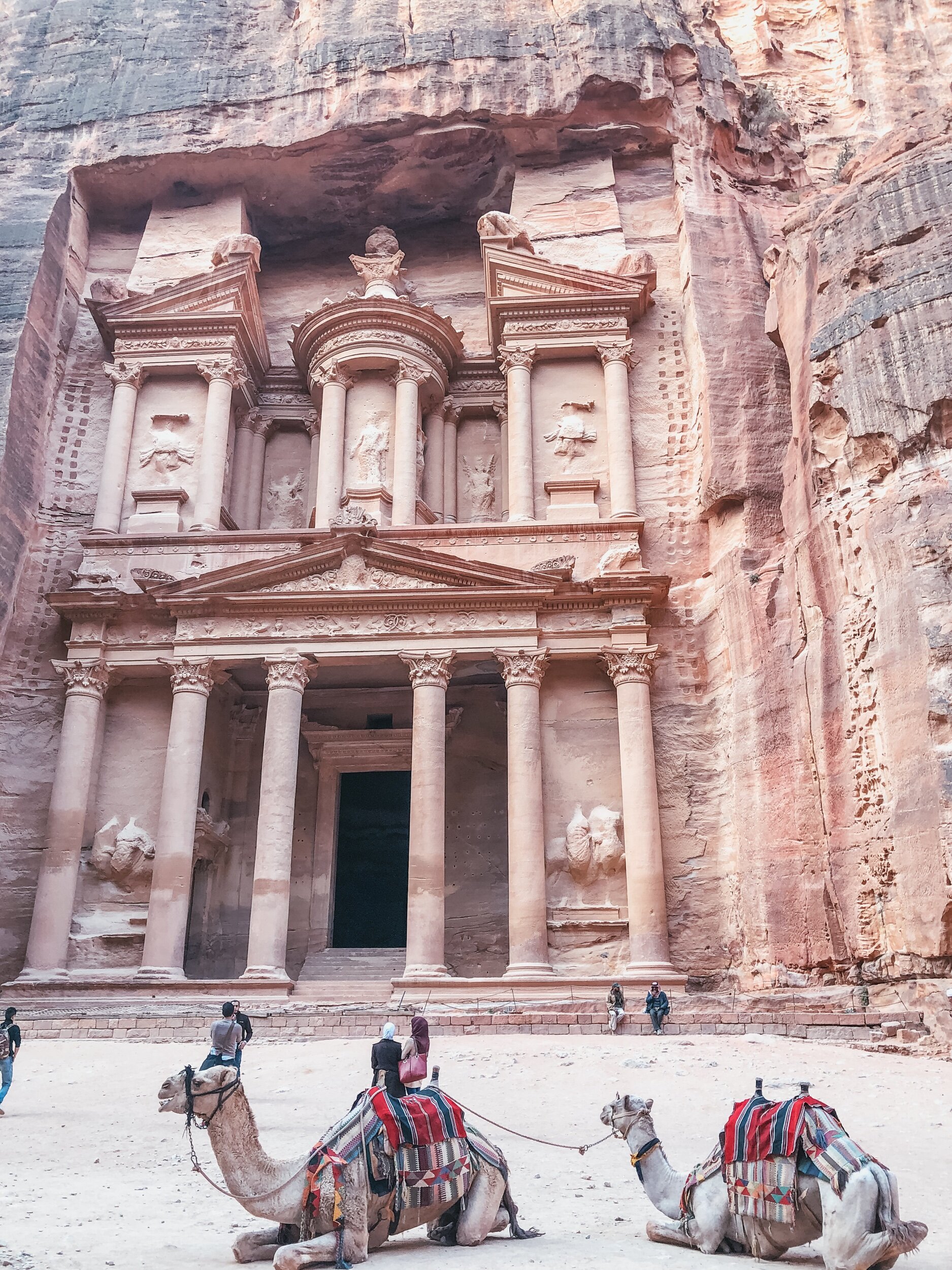  The Treasury of Petra. 