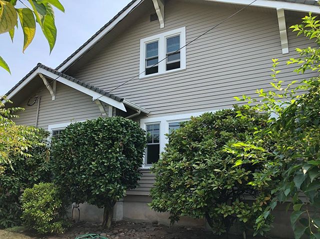 This house used to be baby blue 😅 we did a proper prep job. Took care of multiple peeling/bubbling areas and now... it looks like it&rsquo;s brand new!