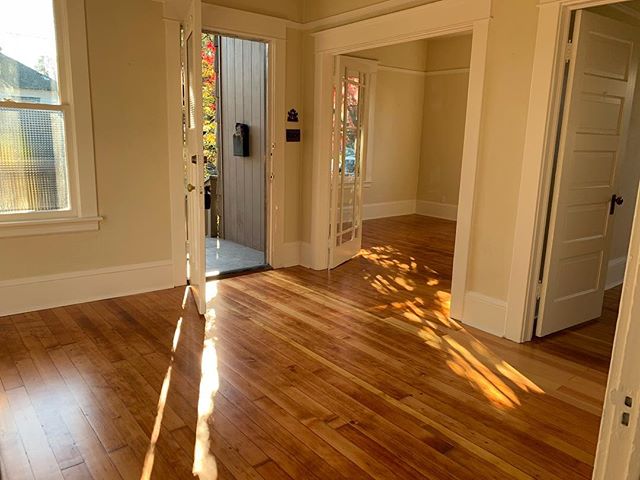 Swipe right to see the before pictures on this remodel we just finished! Floors, walls, and woodwork turned out beautiful ❤️😊