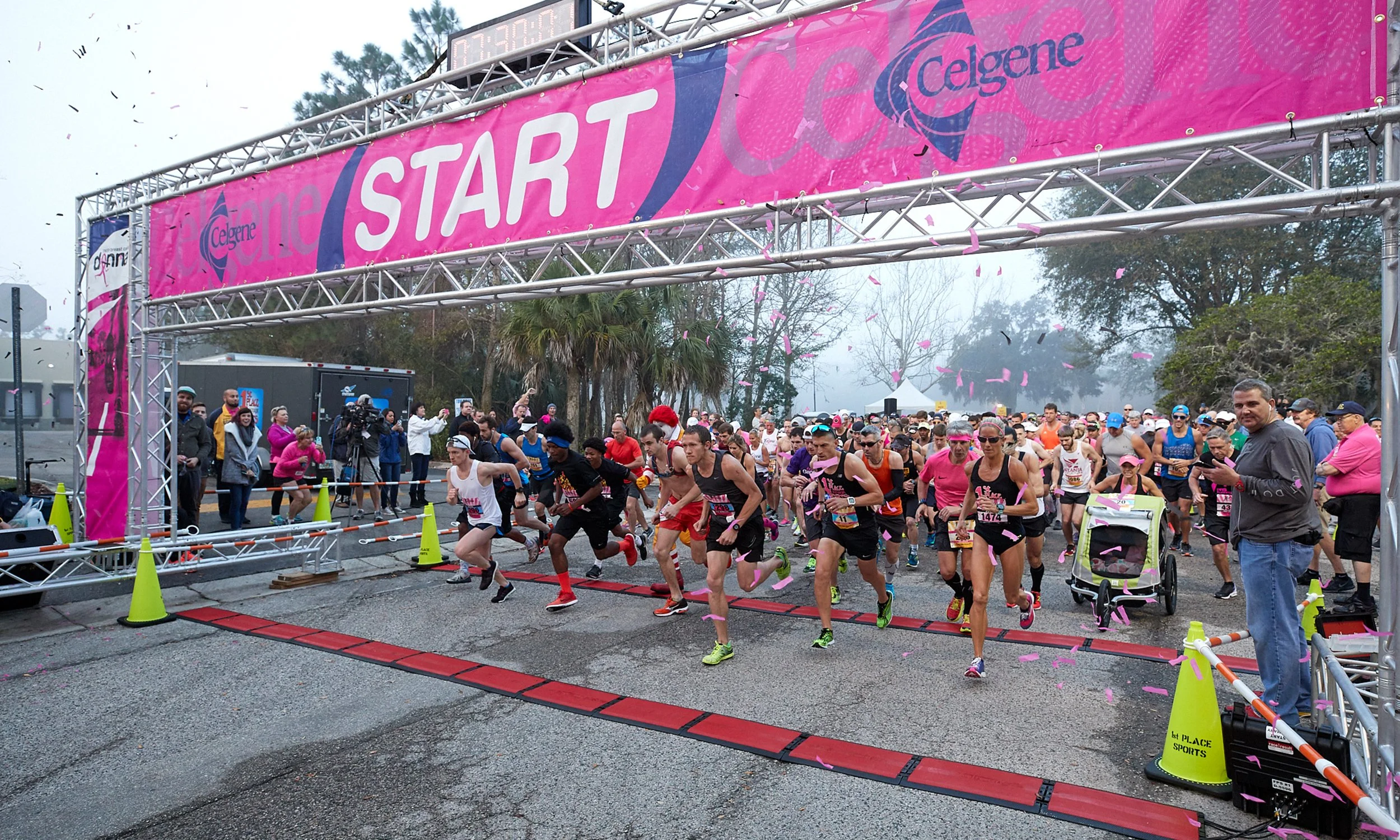 THE DONNA MARATHON STARTING LINE