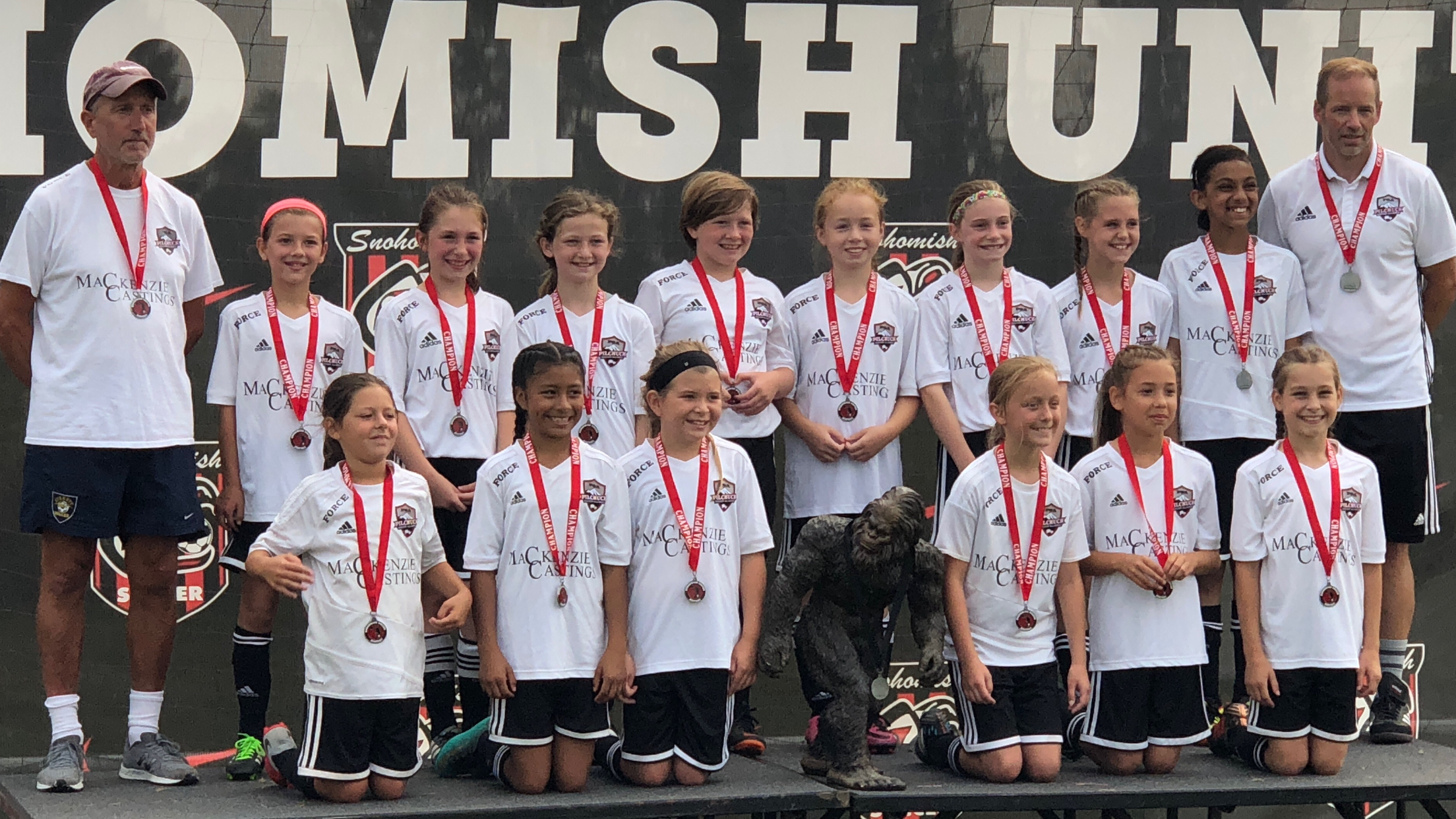 Force '08 Girls Go Undefeated to Win 2018 Snohomish Bigfoot Tournament