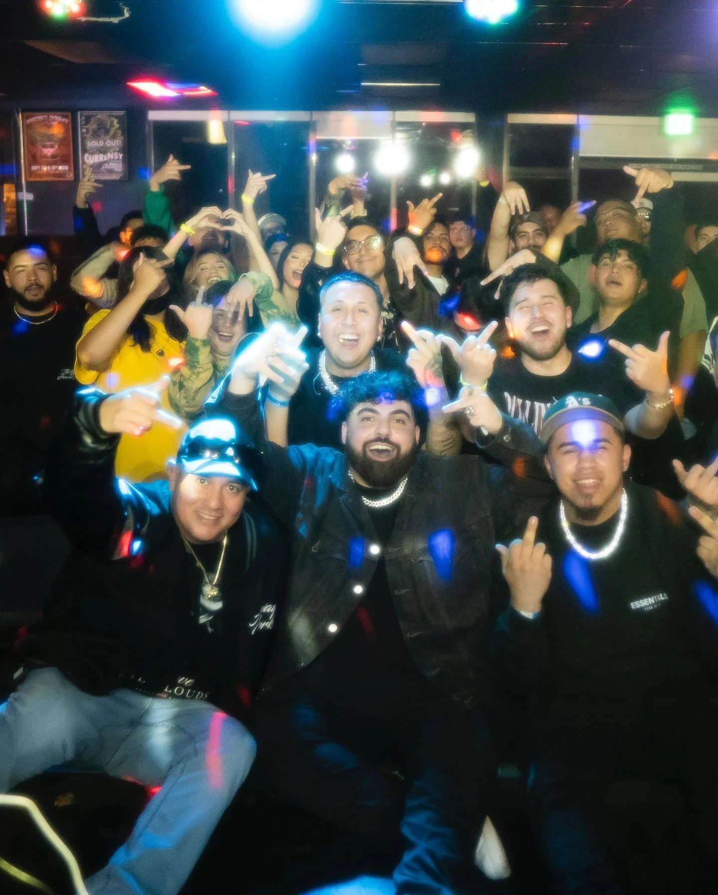 a night full of highs to help balance out a few years of lows. my first time performing in four years was such a gratifying experience. last night was full of love, energy, and amazing people. my return to music has been on my mind for years and spen