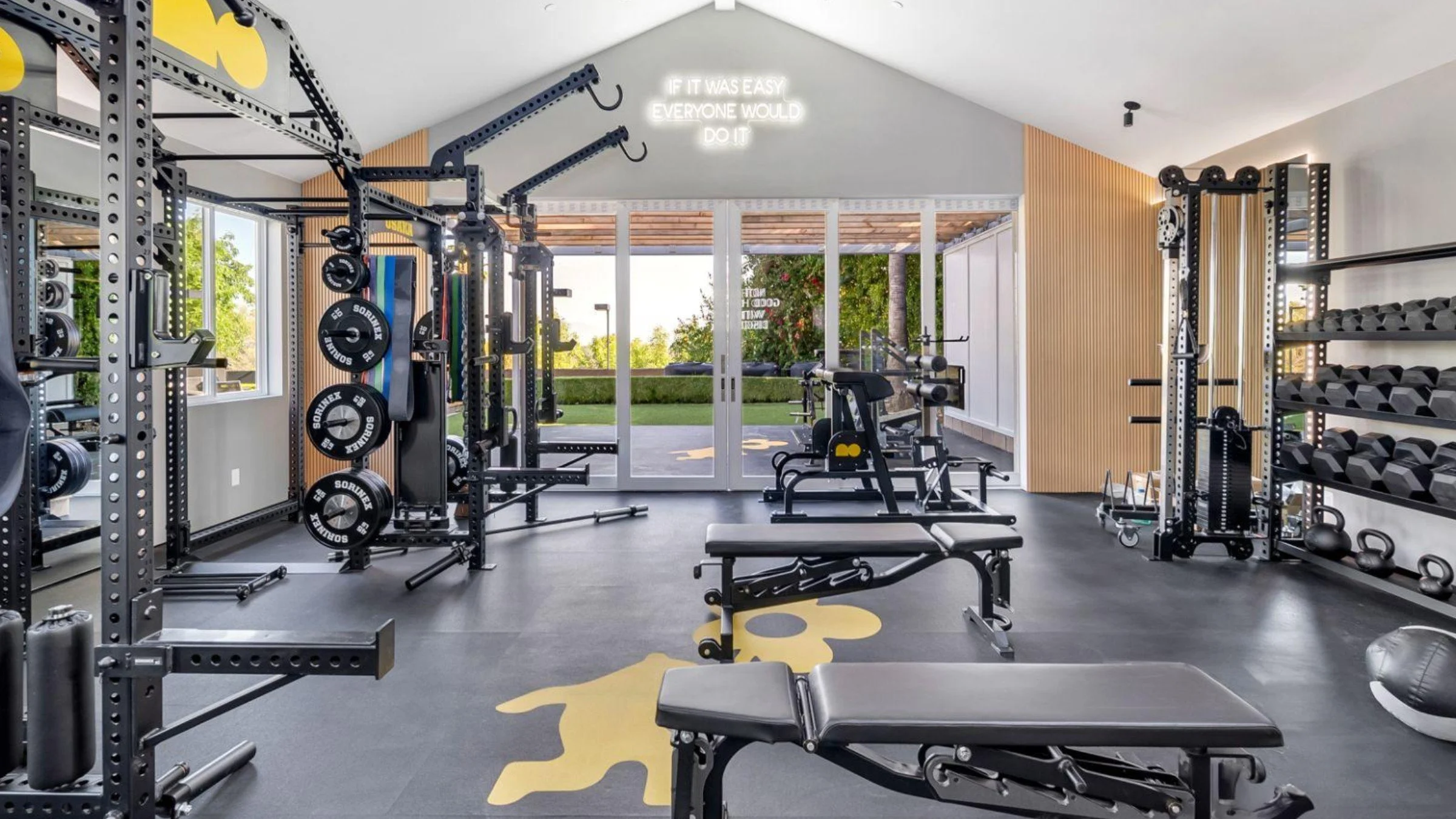 JH Desn Studio - Residential Portfolio - 2026 Page 010.jpg