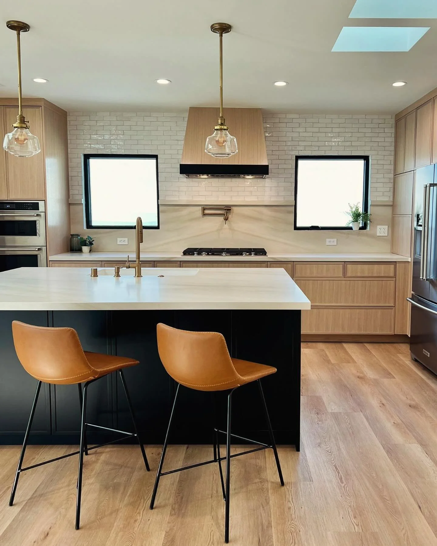 This kitchen might have you cancelling your GrubHub order 😋 >>>Swipe to see the rendering! 

#KitchenDesign #InteriorDesign #JHDesn