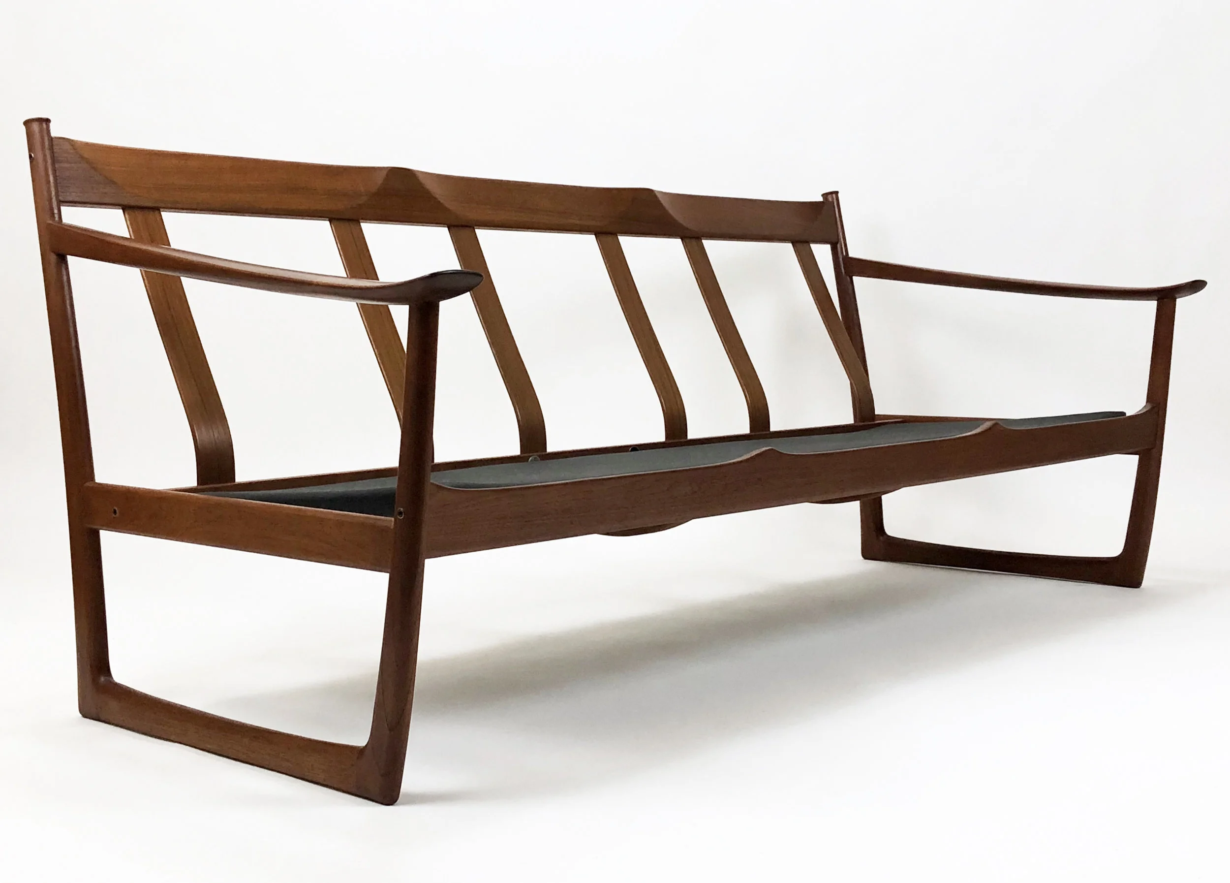 Peter Hvidt and Orla Molgaard-Nielsen Model 130 Teak Sofa 01.jpg