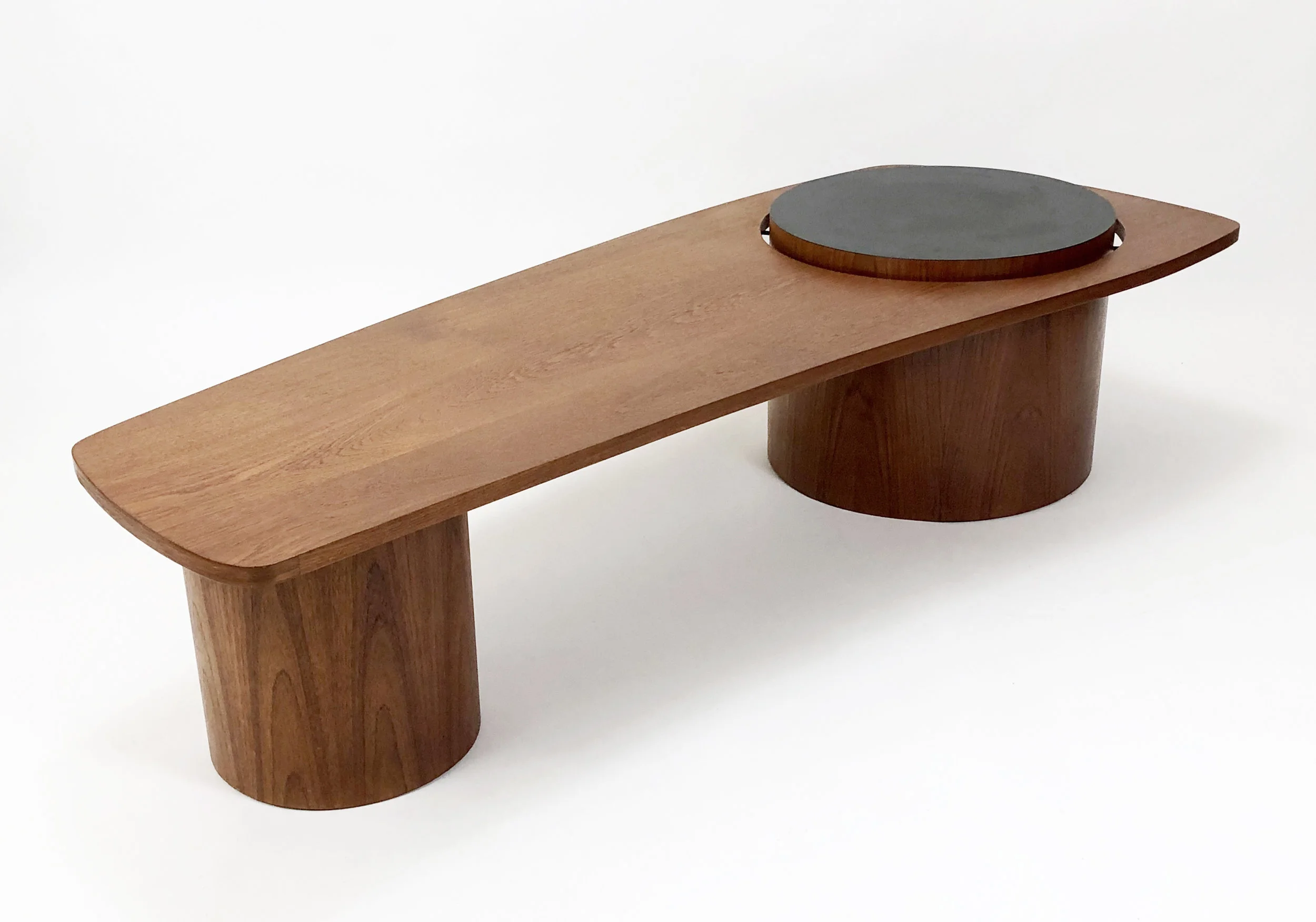 RS Associates Martini Coffee Table 03.jpg