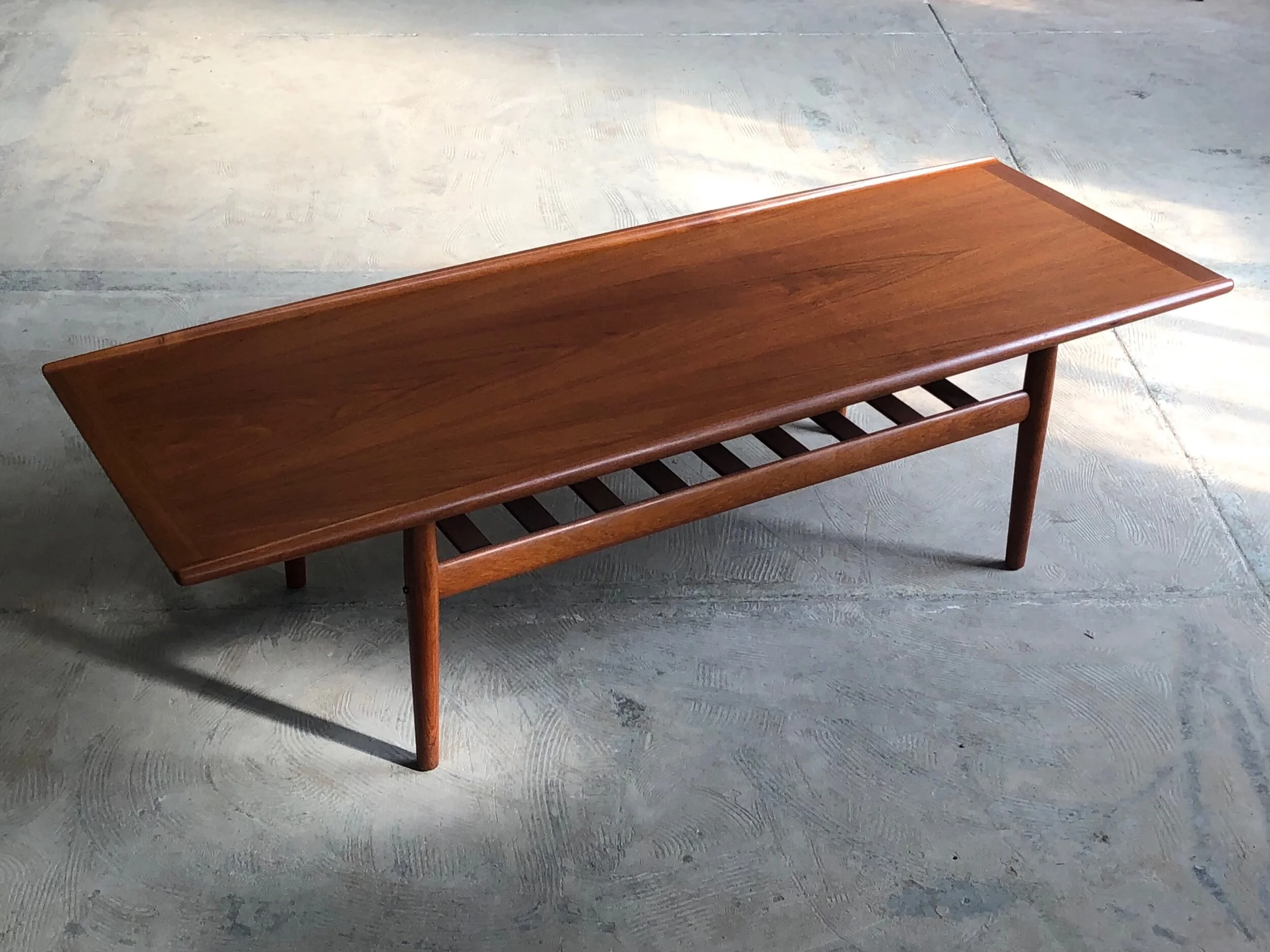 6F70A0FB-443F-4C0F-A14C-2C73F227B31F