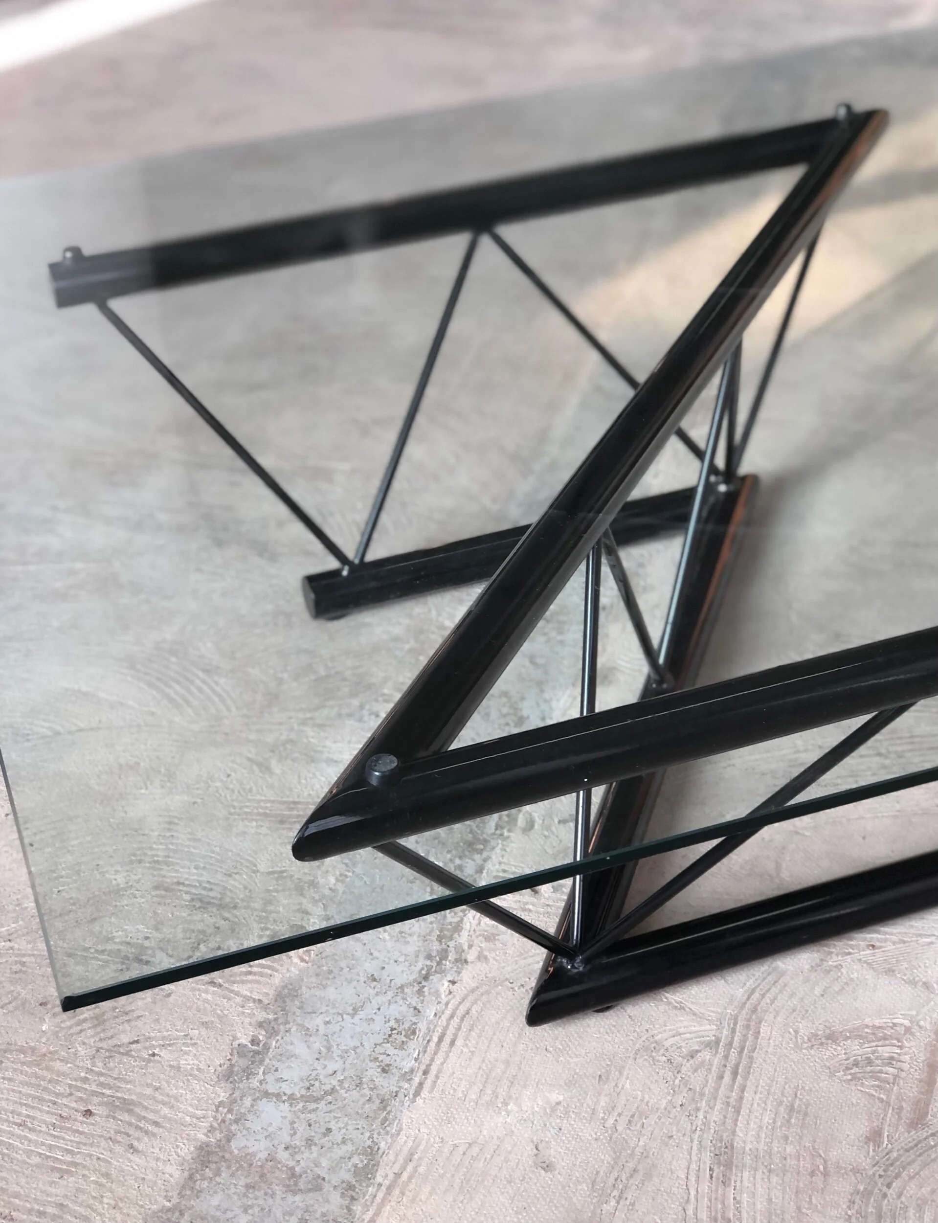 73589455-5B7C-4E3C-94C2-75FAB335BED5